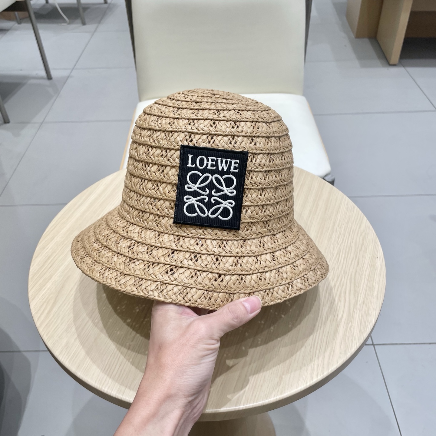  LOEWE罗意威新款草帽，纯手钩草帽，可折叠，出游必备单品，头围57cm