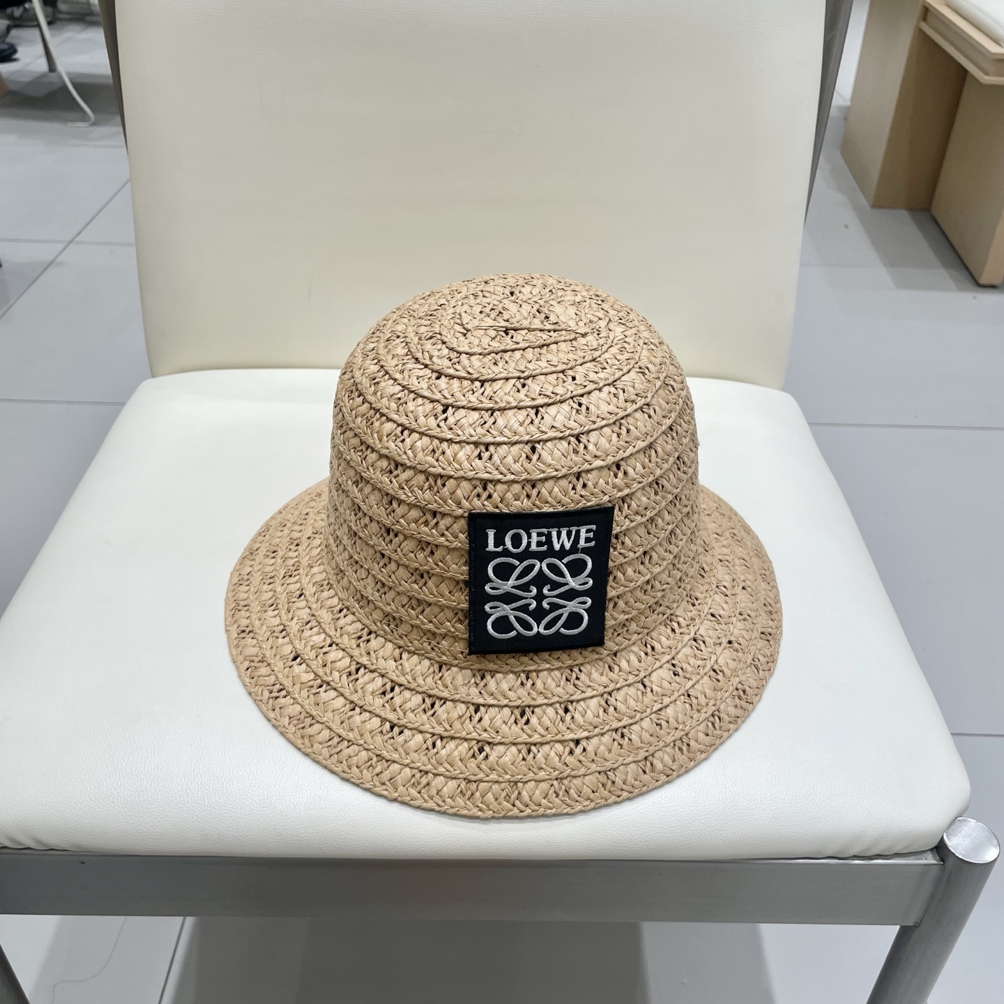  LOEWE罗意威新款草帽，纯手钩草帽，可折叠，出游必备单品，头围57cm