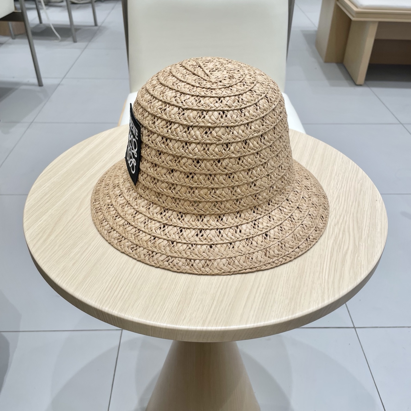  LOEWE罗意威新款草帽，纯手钩草帽，可折叠，出游必备单品，头围57cm