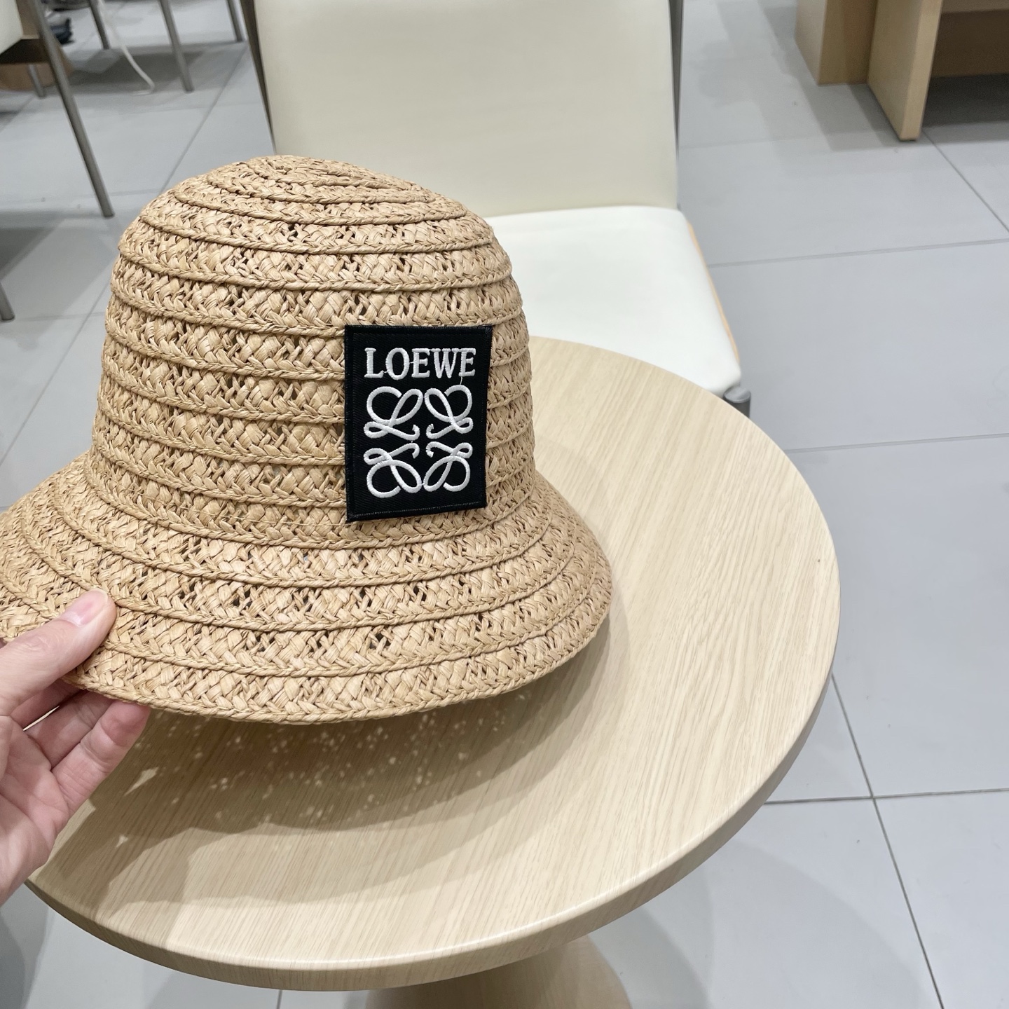  LOEWE罗意威新款草帽，纯手钩草帽，可折叠，出游必备单品，头围57cm
