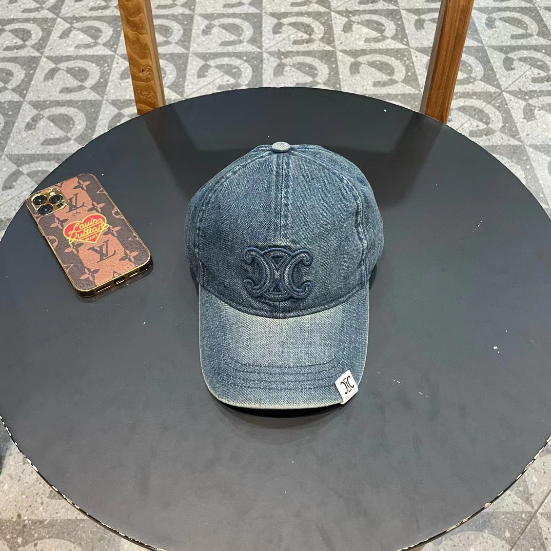 NO:362024,CELINE New Baseball Cap Original Single Baseball Cap Original 1.1 Replica Fabric Light and breathable. Perfect fit, original quality, suitable for men and women!  Hat Straw Hat Fisherman Hat Baseball Hat Knitted Hats, Hats, Celine, espadrilles, hatsCELINE 塞琳 新款 棒球帽  原单棒球帽 原版1.1复刻 面料轻盈透气. 完美版型, 原厂品质,男女适用！帽子草帽渔夫帽棒球帽针织帽,帽子,celine,espadrilles,hats,hat