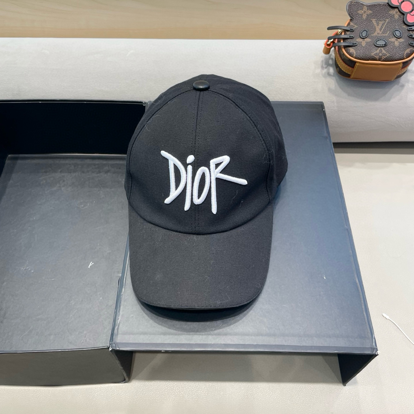  【DIOR迪奥】新款走量简约棒球帽🧢，新款出货，大牌款超好搭配，赶紧入手！