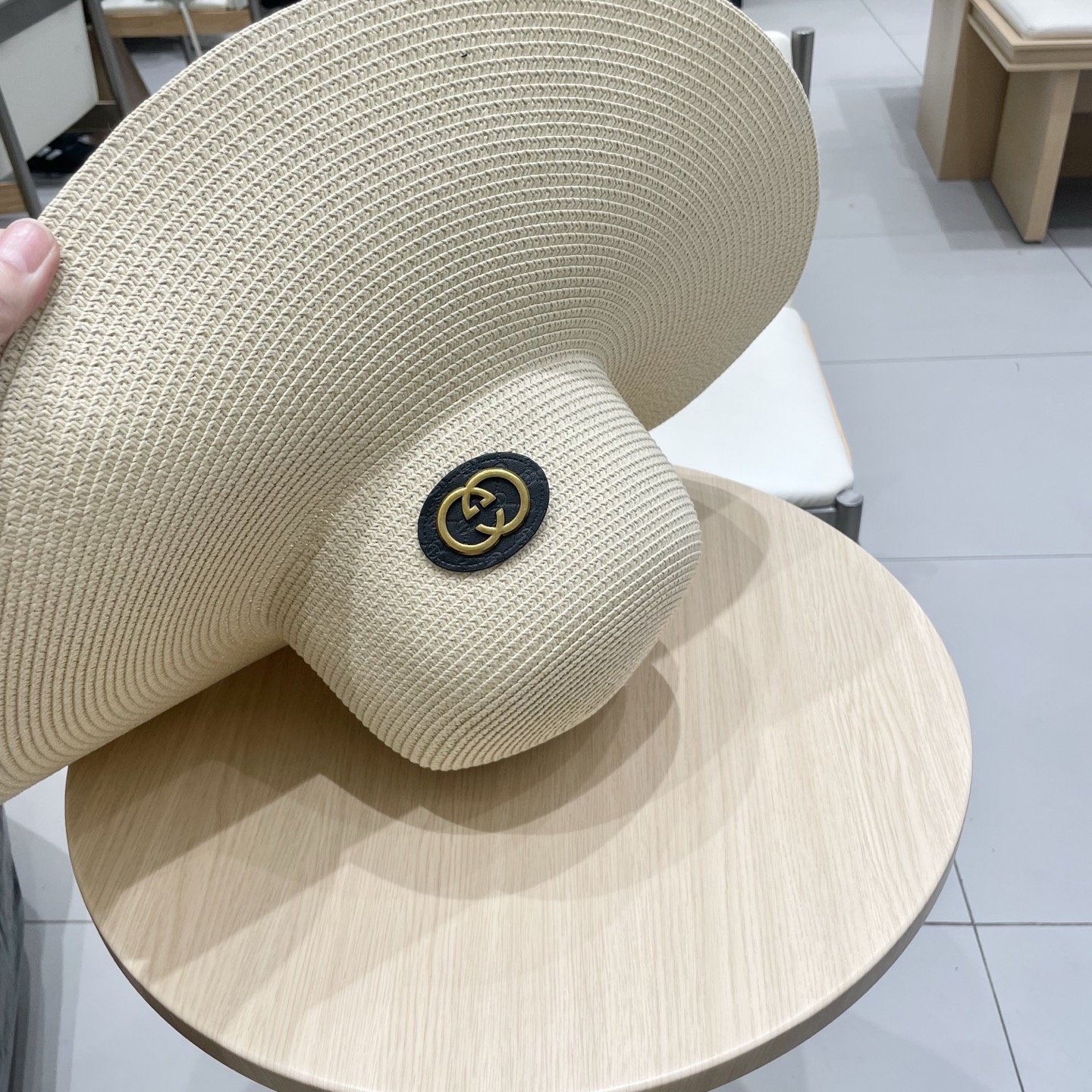  Gucci古奇定制草色草帽女夏季旅游沙滩帽大帽檐遮阳帽子海边度假防晒太阳帽