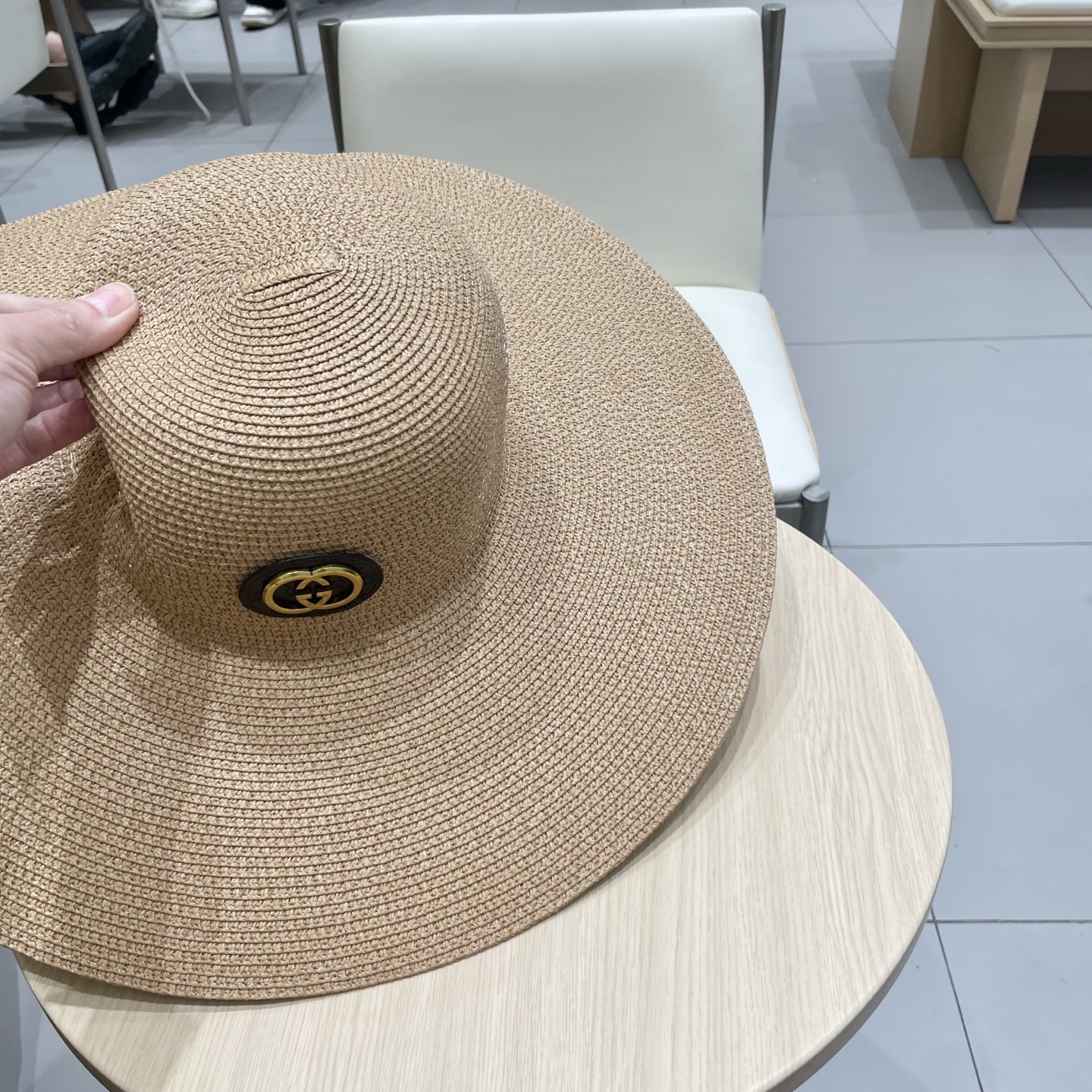  Gucci古奇定制草色草帽女夏季旅游沙滩帽大帽檐遮阳帽子海边度假防晒太阳帽