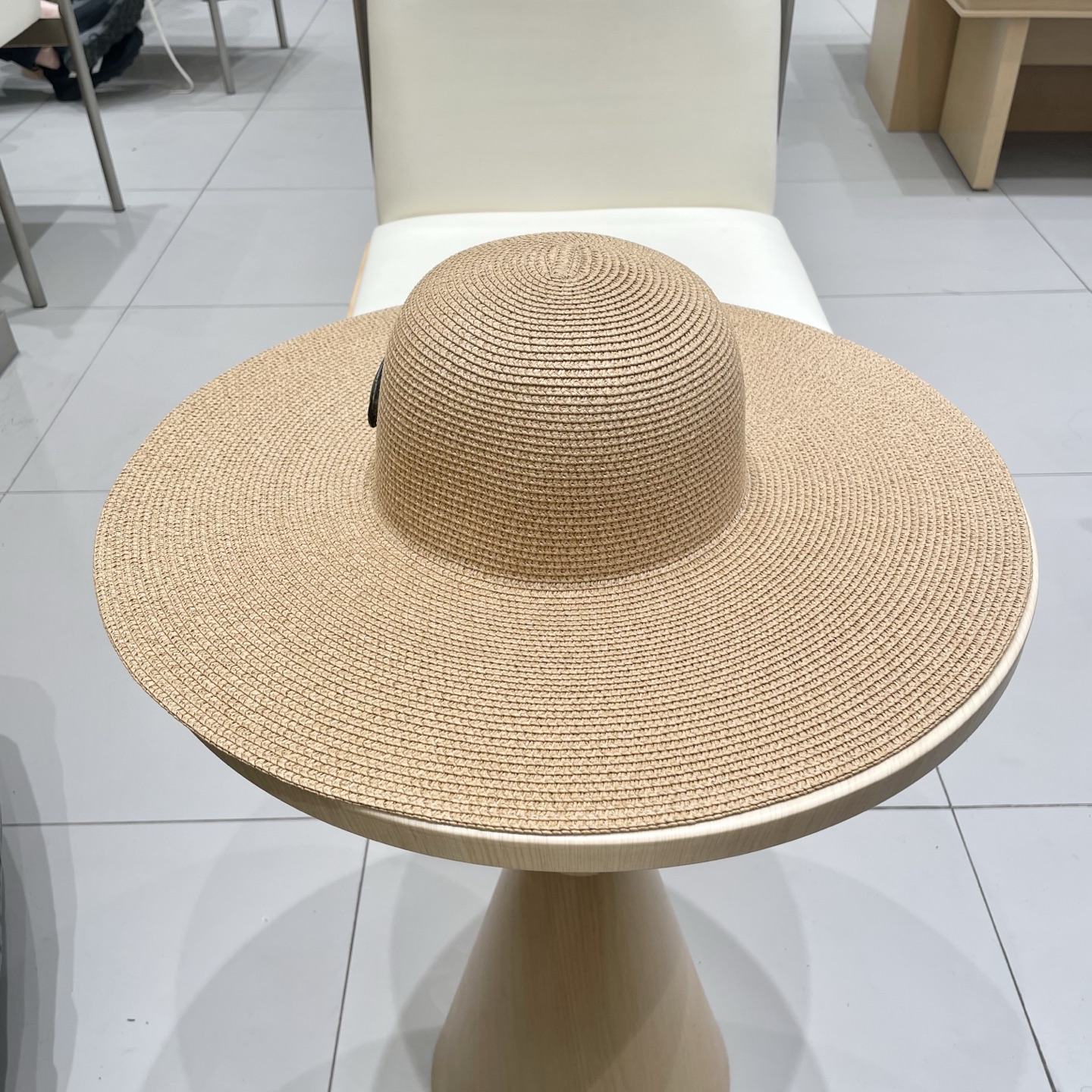  Gucci古奇定制草色草帽女夏季旅游沙滩帽大帽檐遮阳帽子海边度假防晒太阳帽