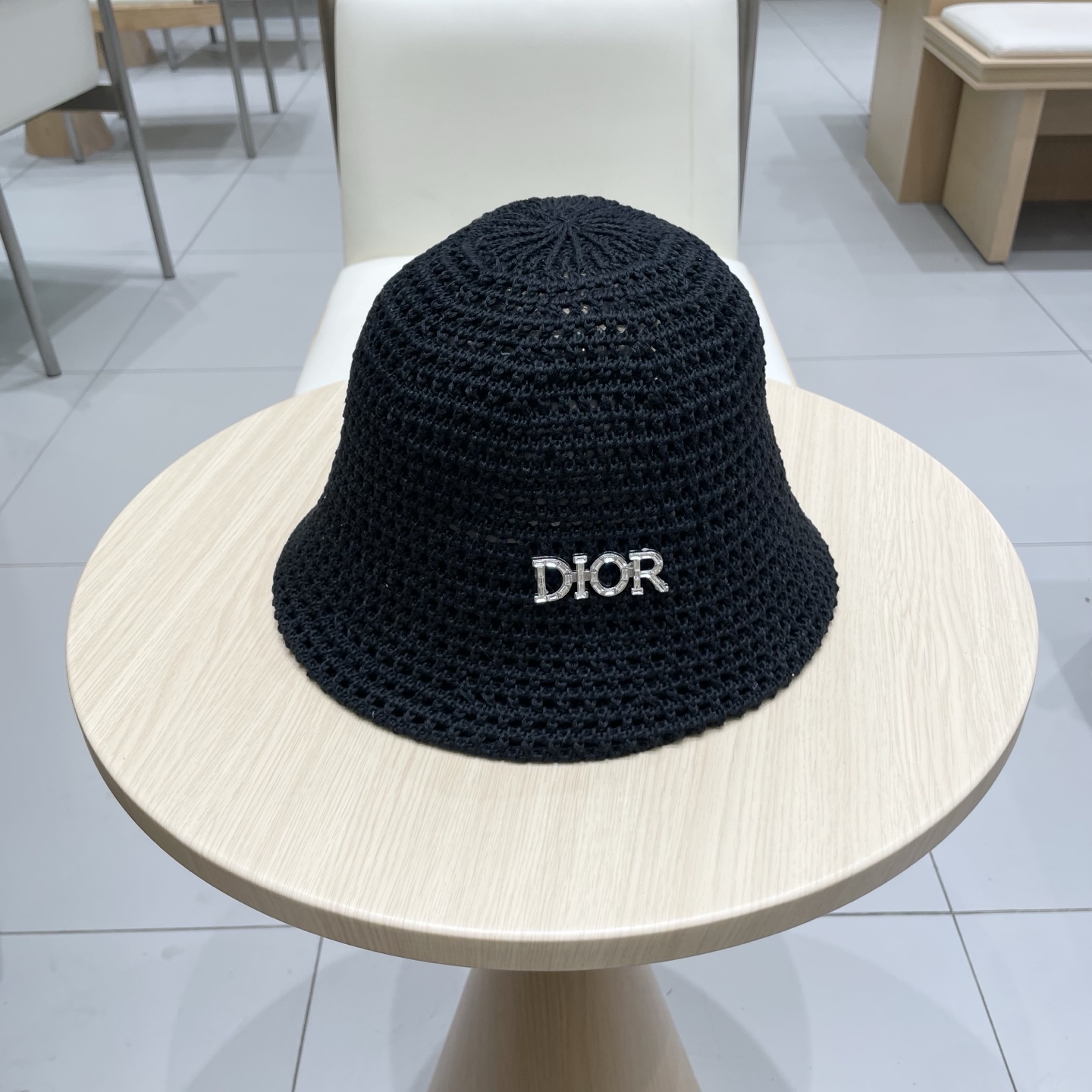  dior迪奥2025新款镂空透气渔夫帽女韩版百搭出游太阳帽纯色薄款显脸小盆帽