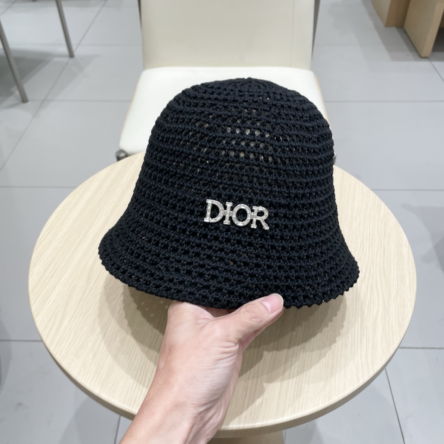  dior迪奥2025新款镂空透气渔夫帽女韩版百搭出游太阳帽纯色薄款显脸小盆帽