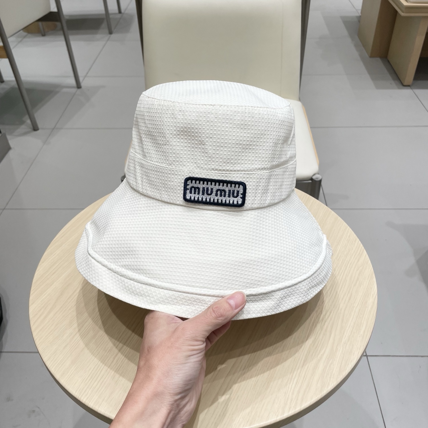  miumiu缪缪新款渔夫帽，遮阳帽，头围57cm
