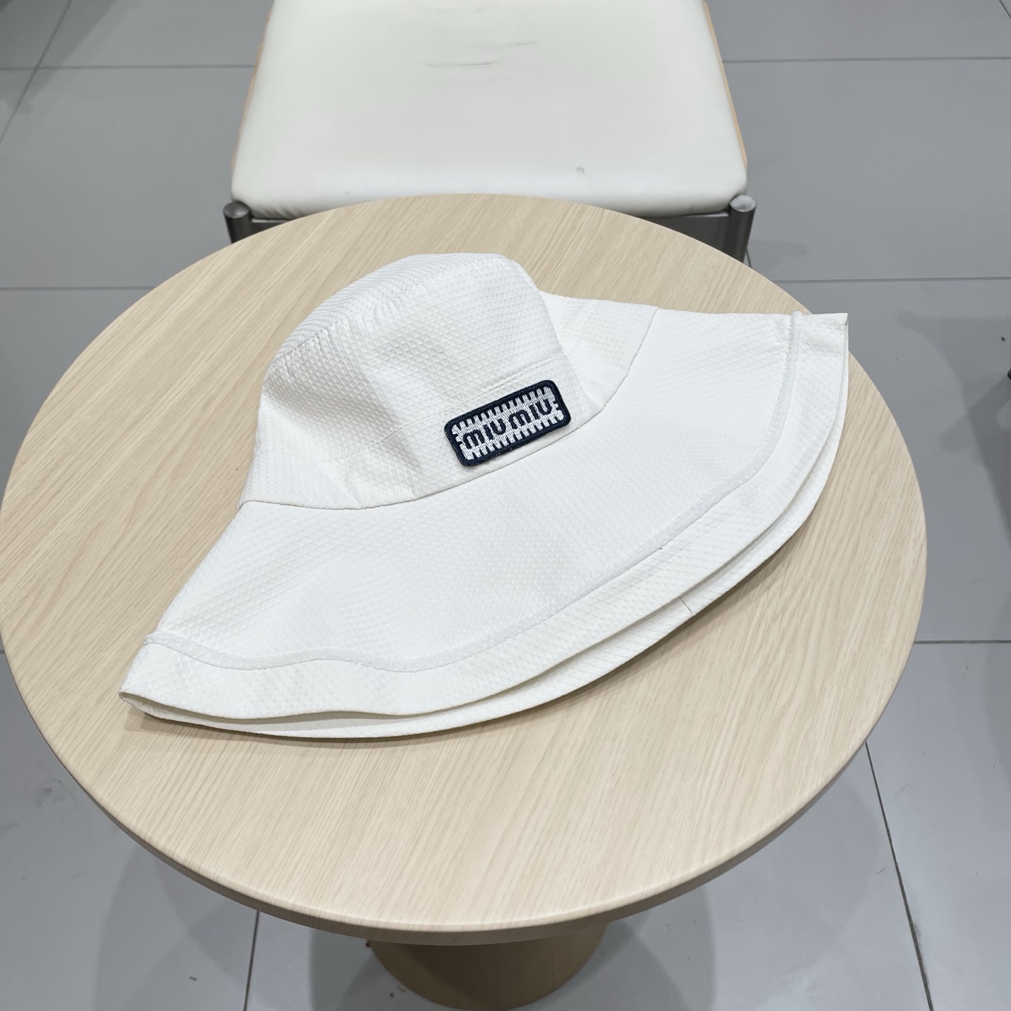  miumiu缪缪新款渔夫帽，遮阳帽，头围57cm