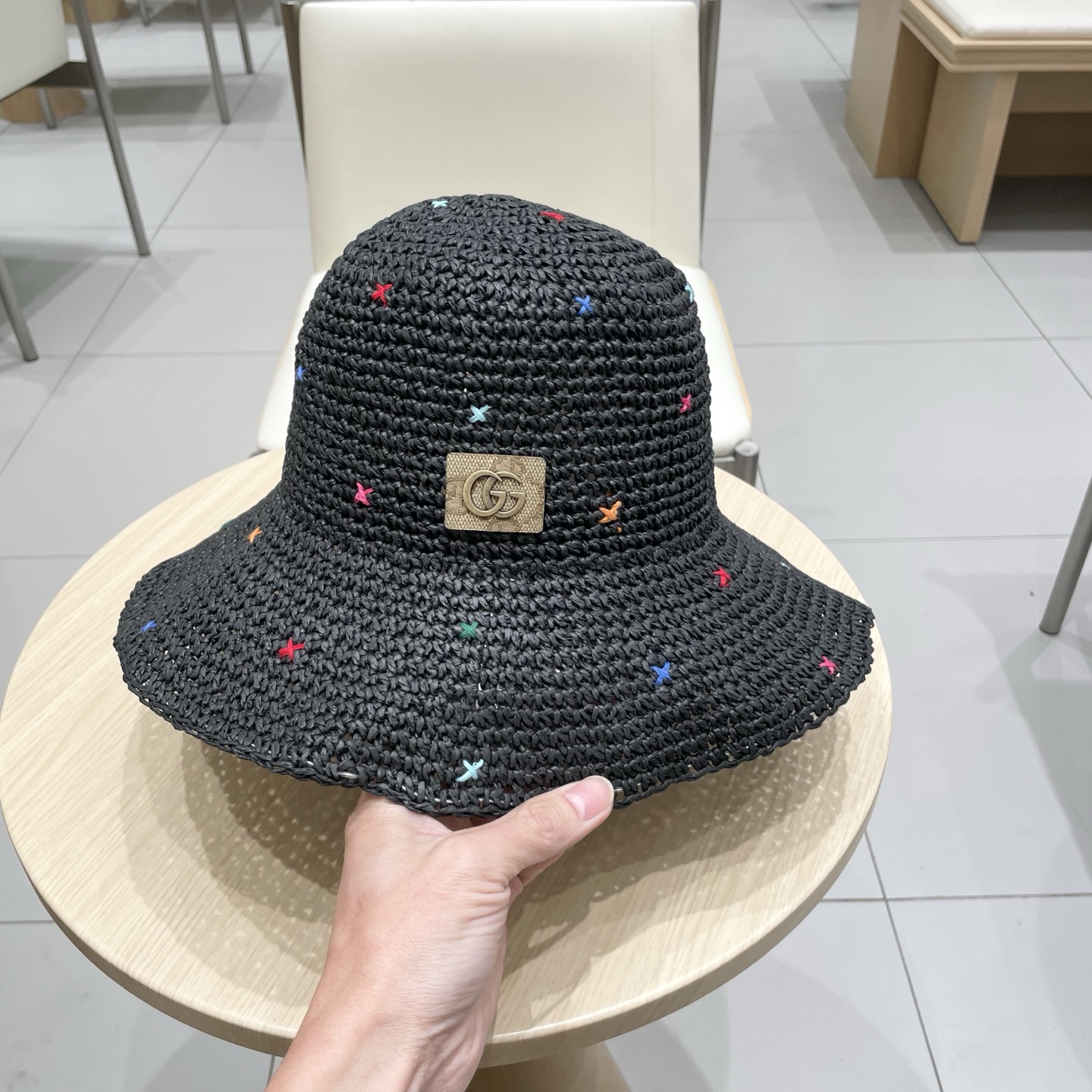  Gucci古奇彩色编织大帽檐草帽女2025年春夏新款大头围显脸小海边遮阳渔夫帽子