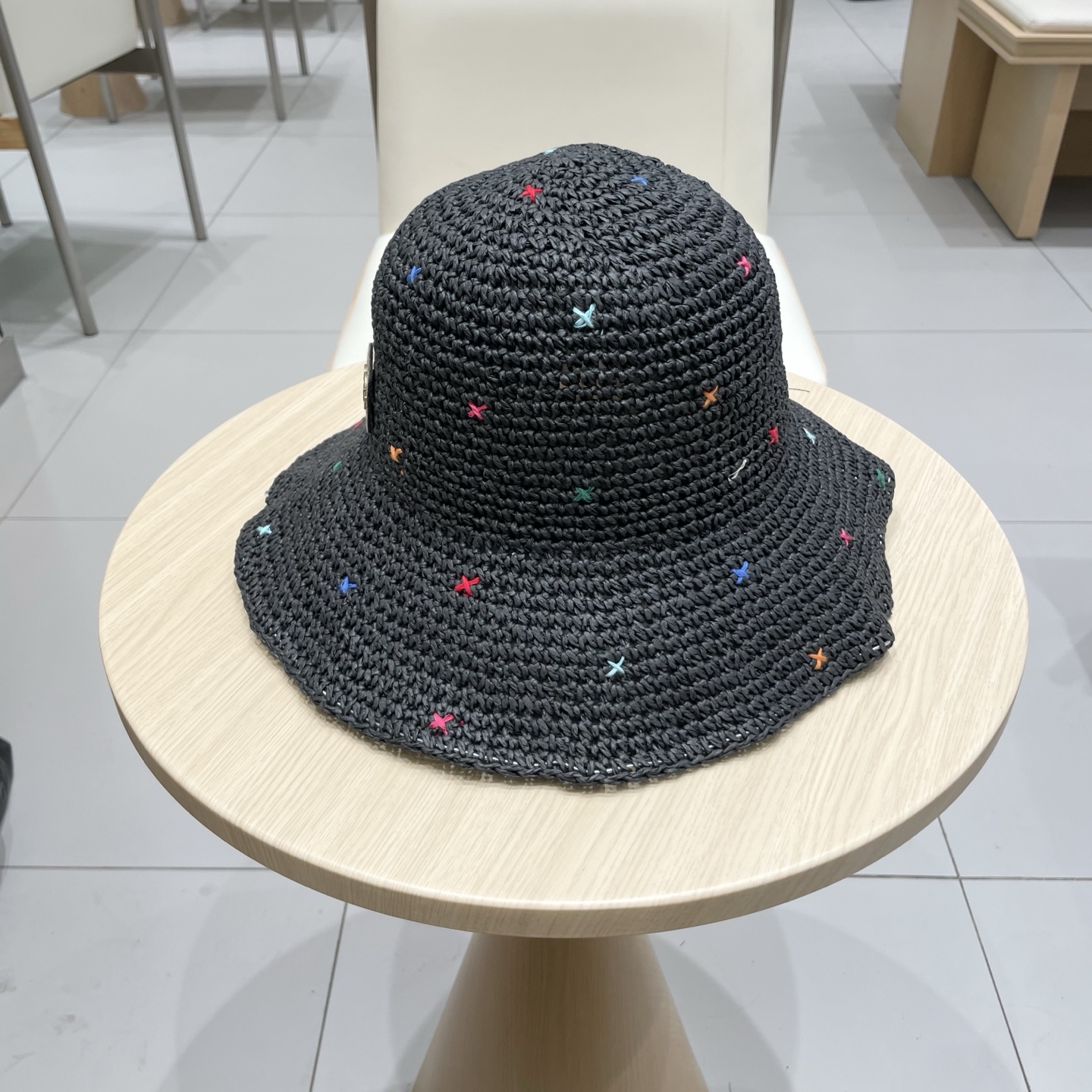  Gucci古奇彩色编织大帽檐草帽女2025年春夏新款大头围显脸小海边遮阳渔夫帽子