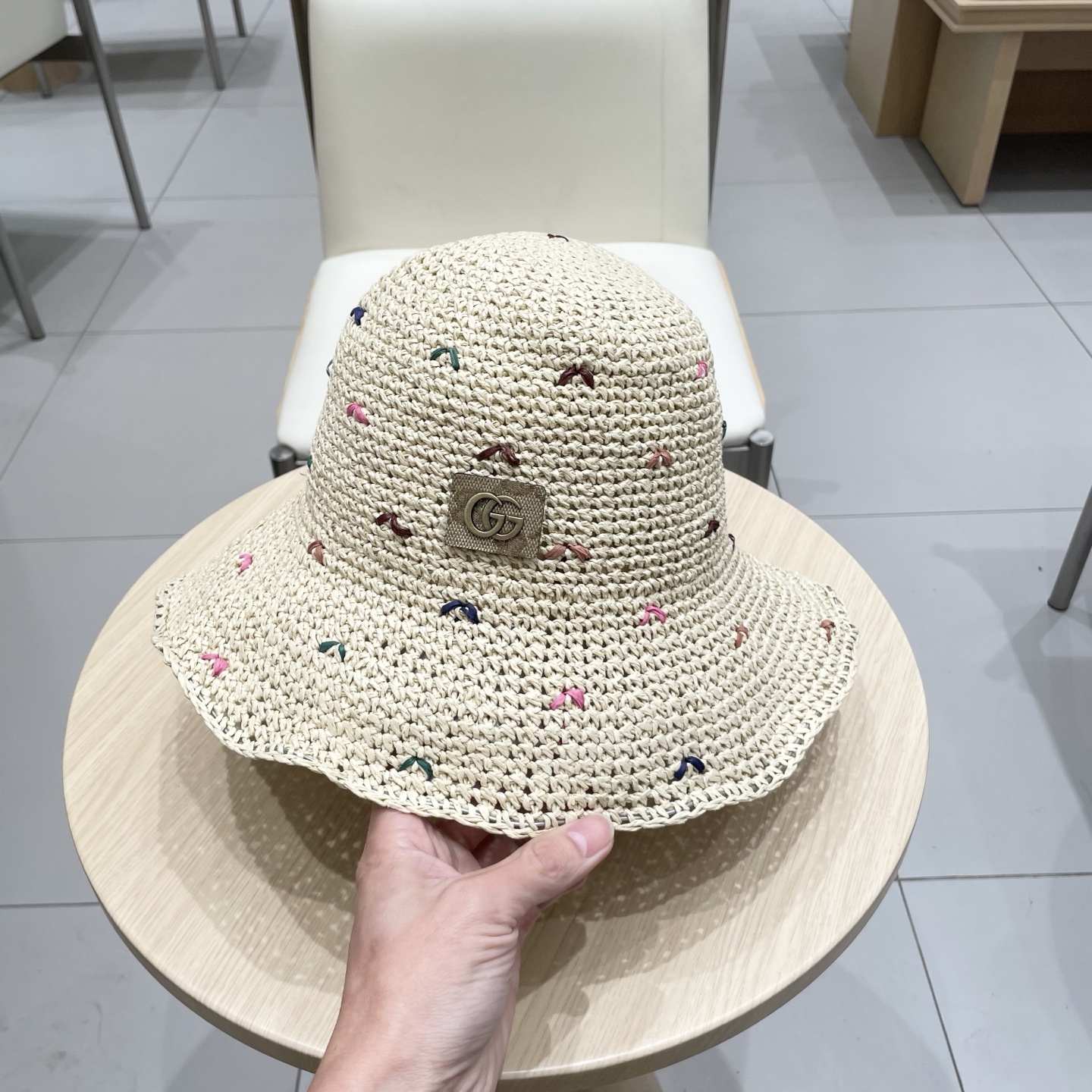  Gucci古奇彩色编织大帽檐草帽女2025年春夏新款大头围显脸小海边遮阳渔夫帽子