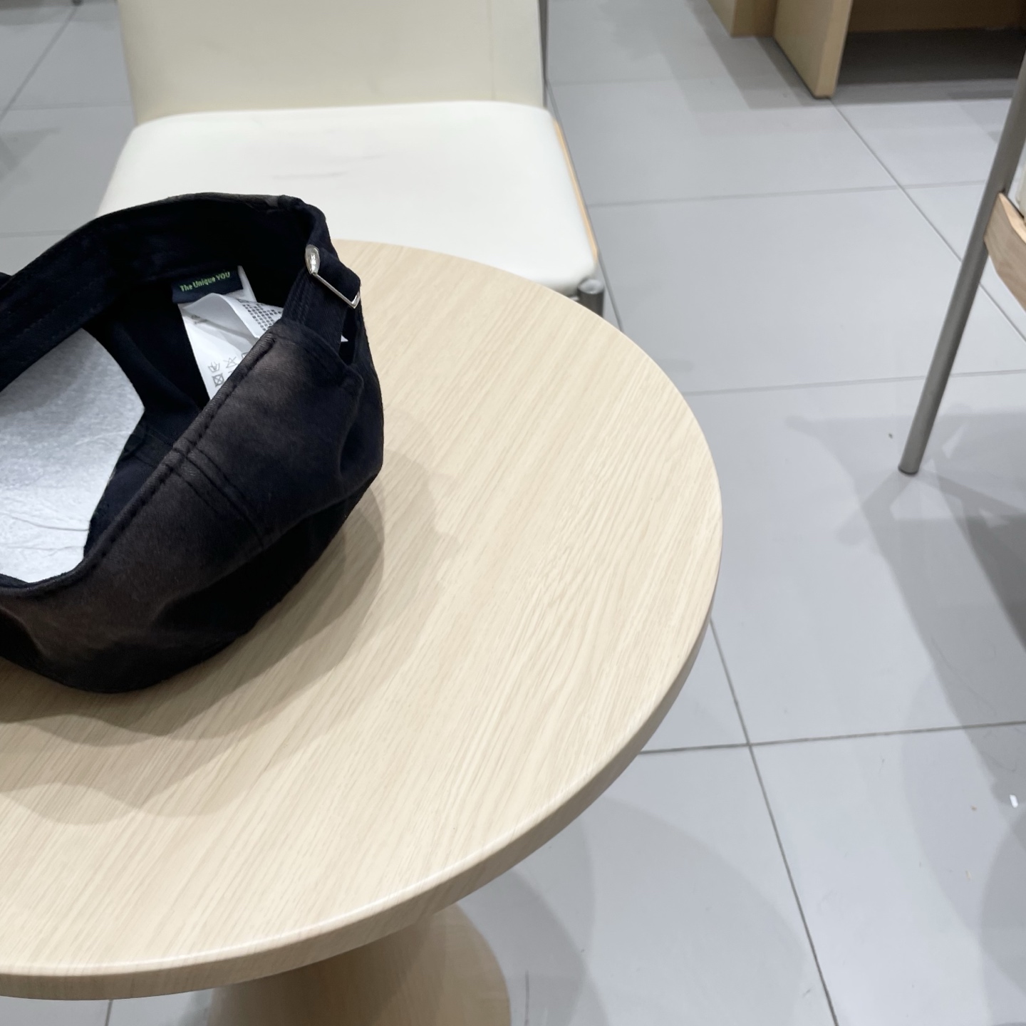  克罗心 🆕🆕新款棒球帽，个性时尚经典十字架标志，休闲带点酷酷的感觉，中性款
男女同款！超好搭！
头围5