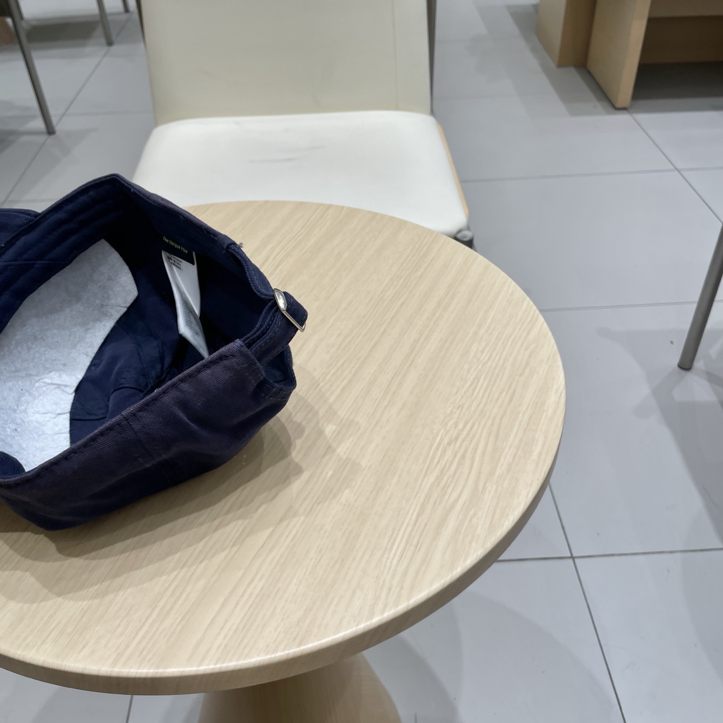  克罗心 🆕🆕新款棒球帽，个性时尚经典十字架标志，休闲带点酷酷的感觉，中性款
男女同款！超好搭！
头围5