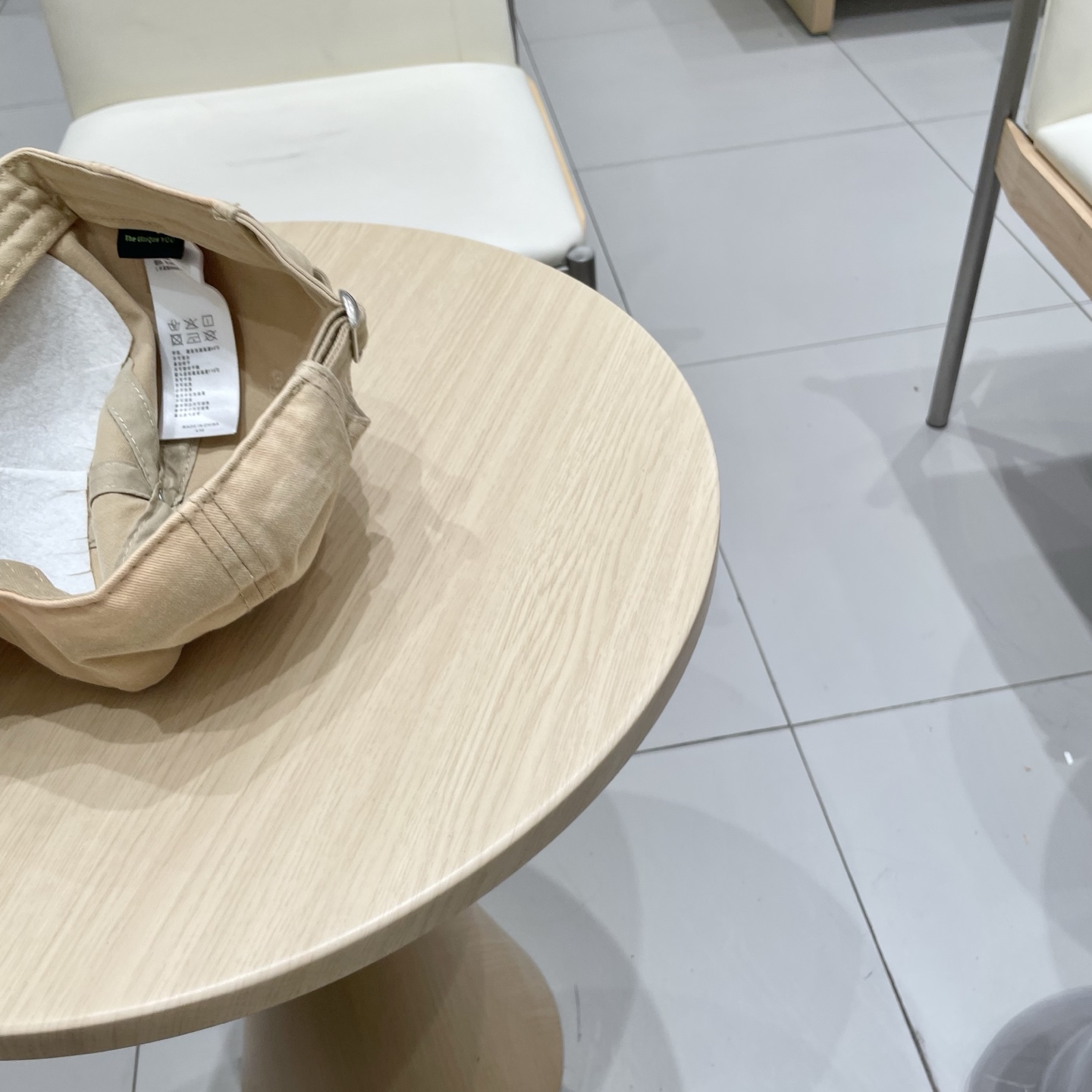  克罗心 🆕🆕新款棒球帽，个性时尚经典十字架标志，休闲带点酷酷的感觉，中性款
男女同款！超好搭！
头围5