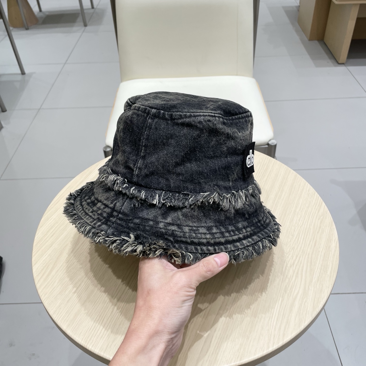  alo爆款牛仔渔夫帽👒春夏款必备神器单品‼️‼️流苏