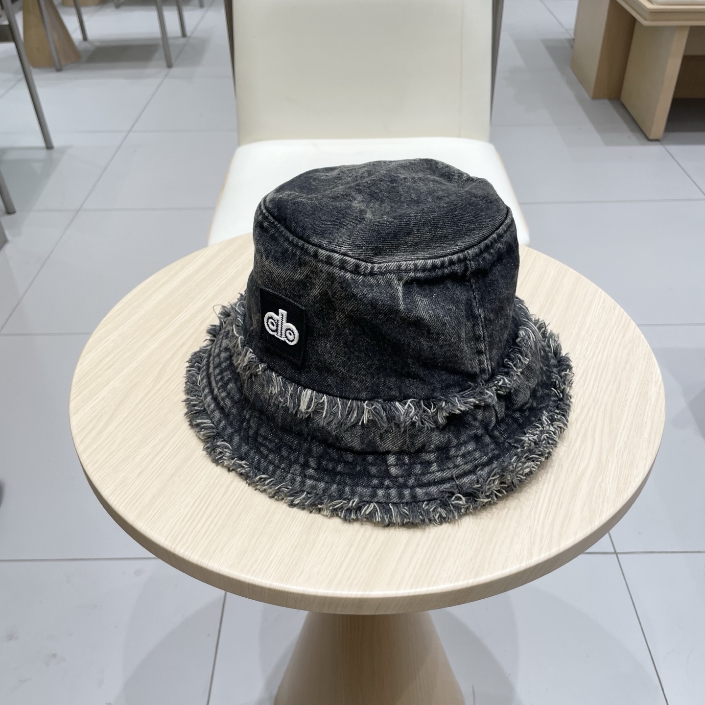  alo爆款牛仔渔夫帽👒春夏款必备神器单品‼️‼️流苏