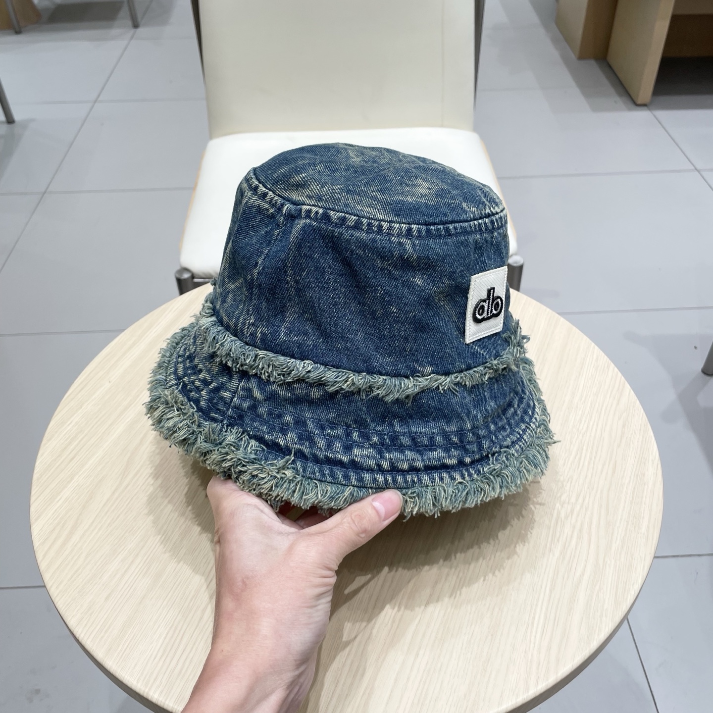  alo爆款牛仔渔夫帽👒春夏款必备神器单品‼️‼️流苏