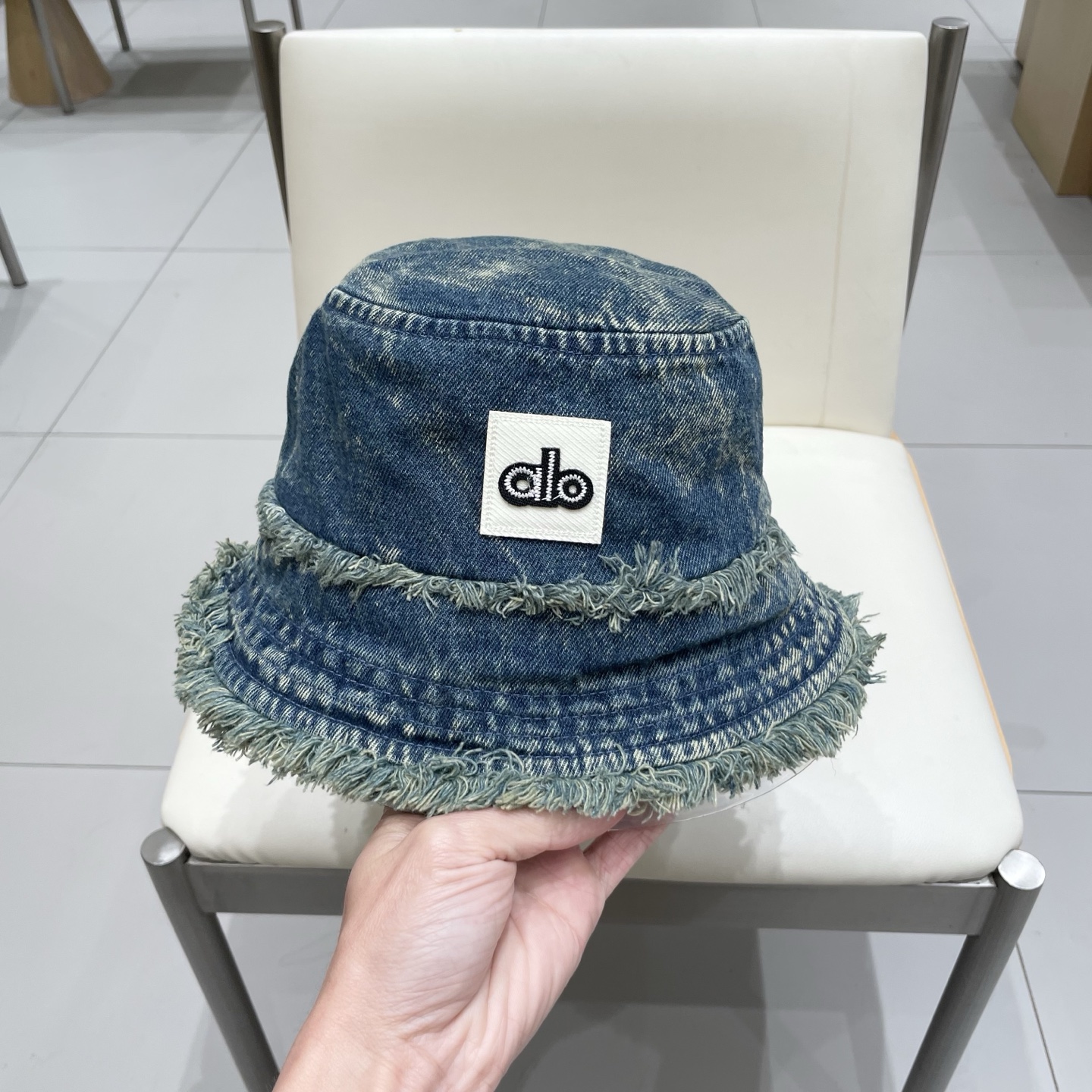  alo爆款牛仔渔夫帽👒春夏款必备神器单品‼️‼️流苏