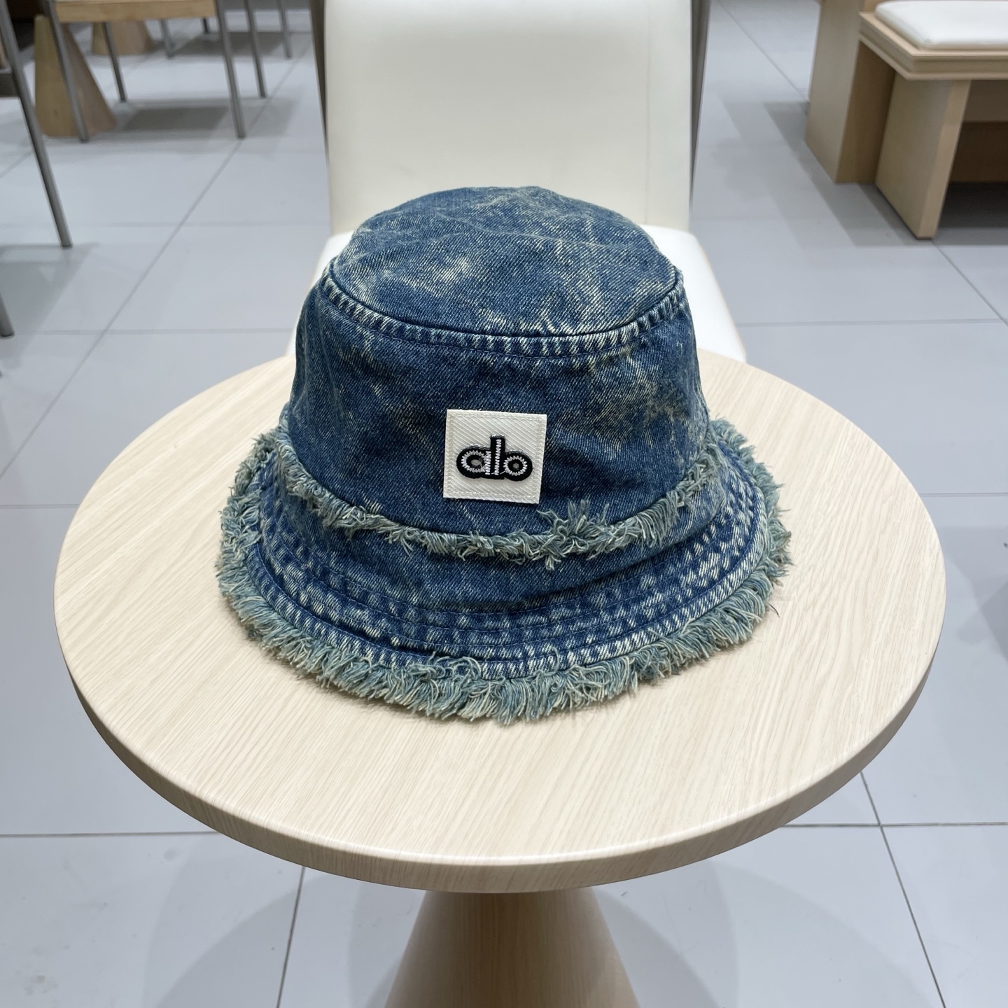  alo爆款牛仔渔夫帽👒春夏款必备神器单品‼️‼️流苏