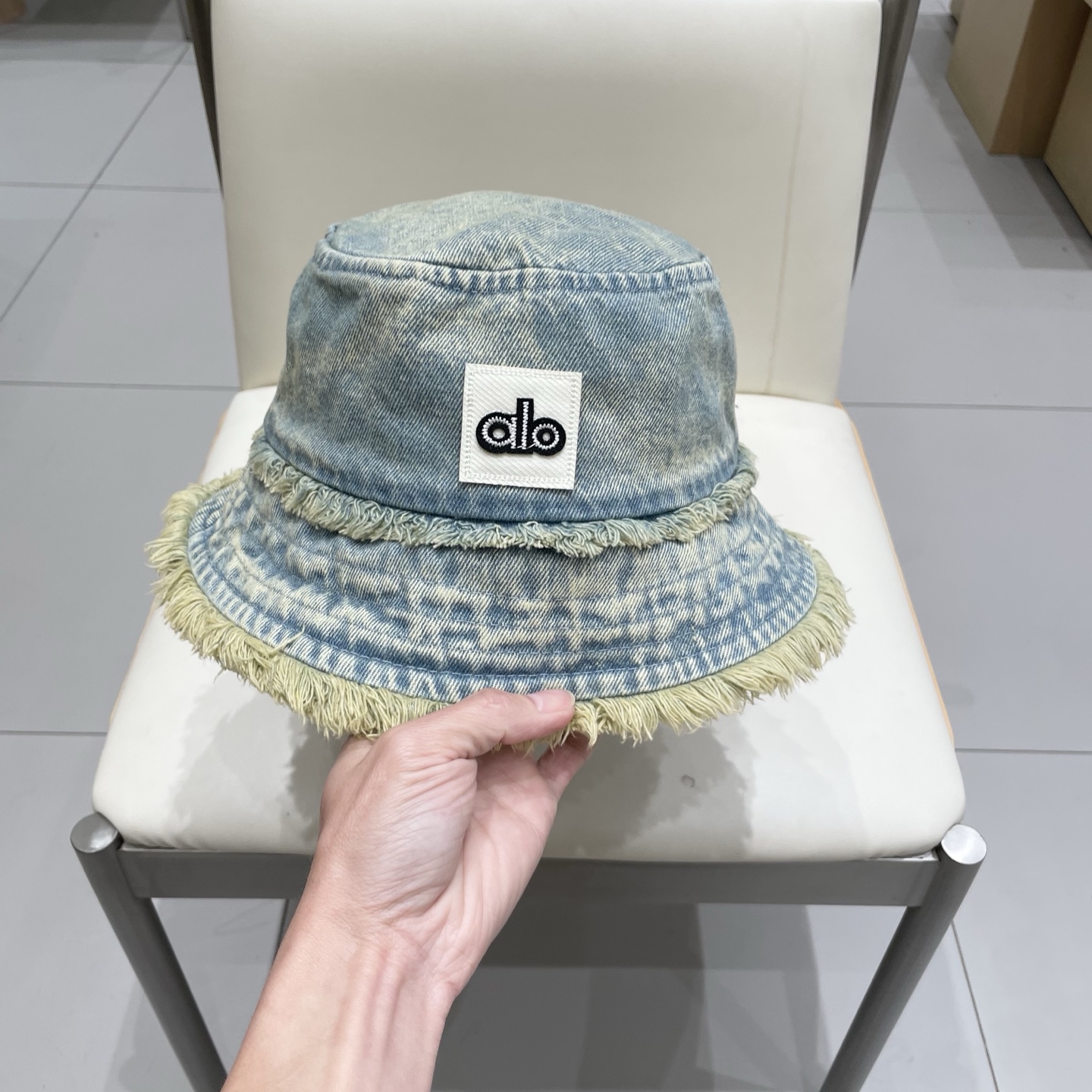  alo爆款牛仔渔夫帽👒春夏款必备神器单品‼️‼️流苏