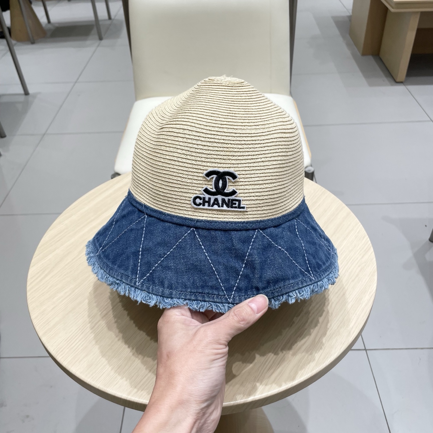 Chanel香奈儿夏季渔夫帽女2025新款长防晒帽子时尚盆帽大头围太阳帽牛仔布拼接