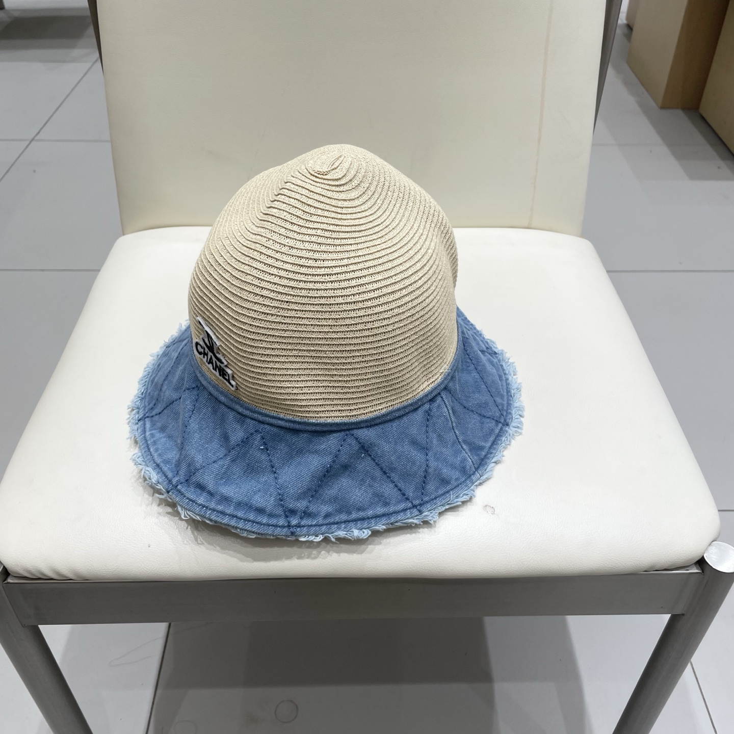 Chanel香奈儿夏季渔夫帽女2025新款长防晒帽子时尚盆帽大头围太阳帽牛仔布拼接