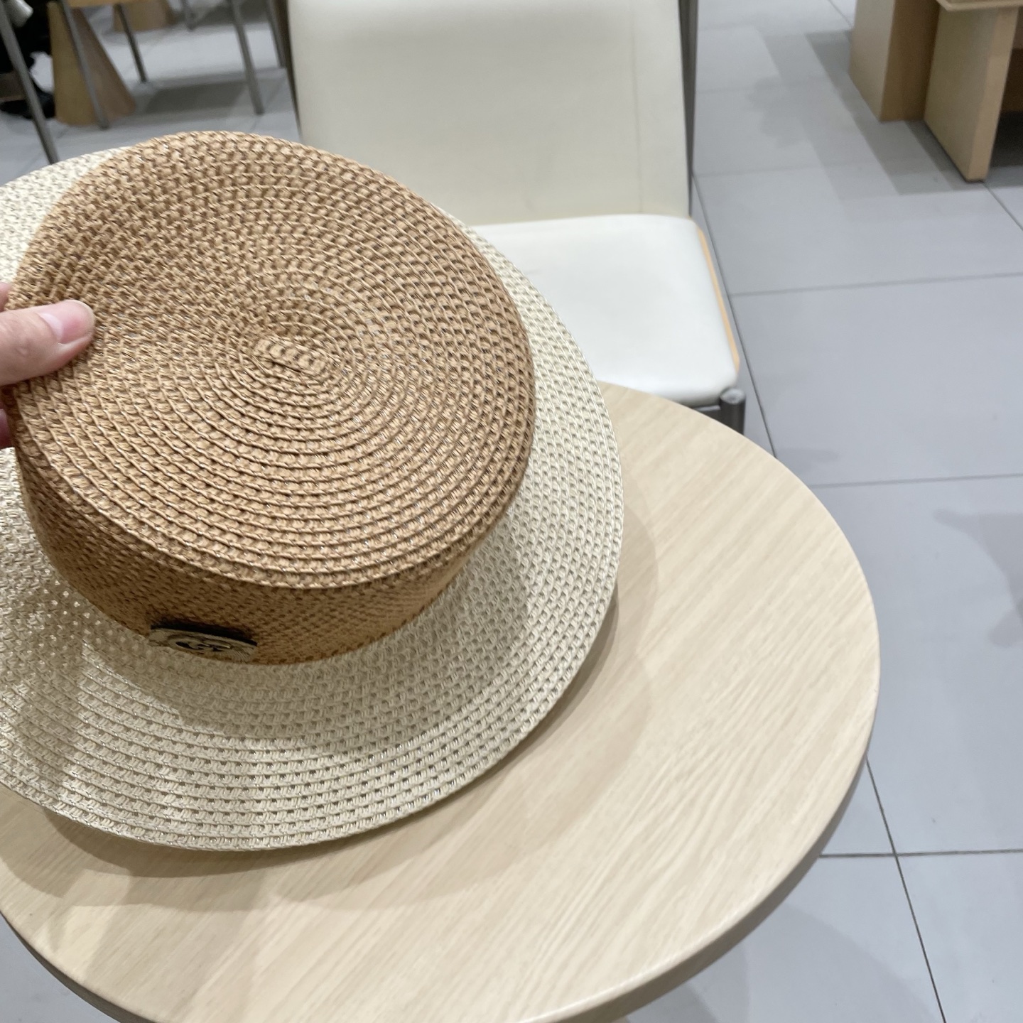   Gucci古奇2025新款镂空拼色草帽，防晒遮阳帽，旅游出街必备