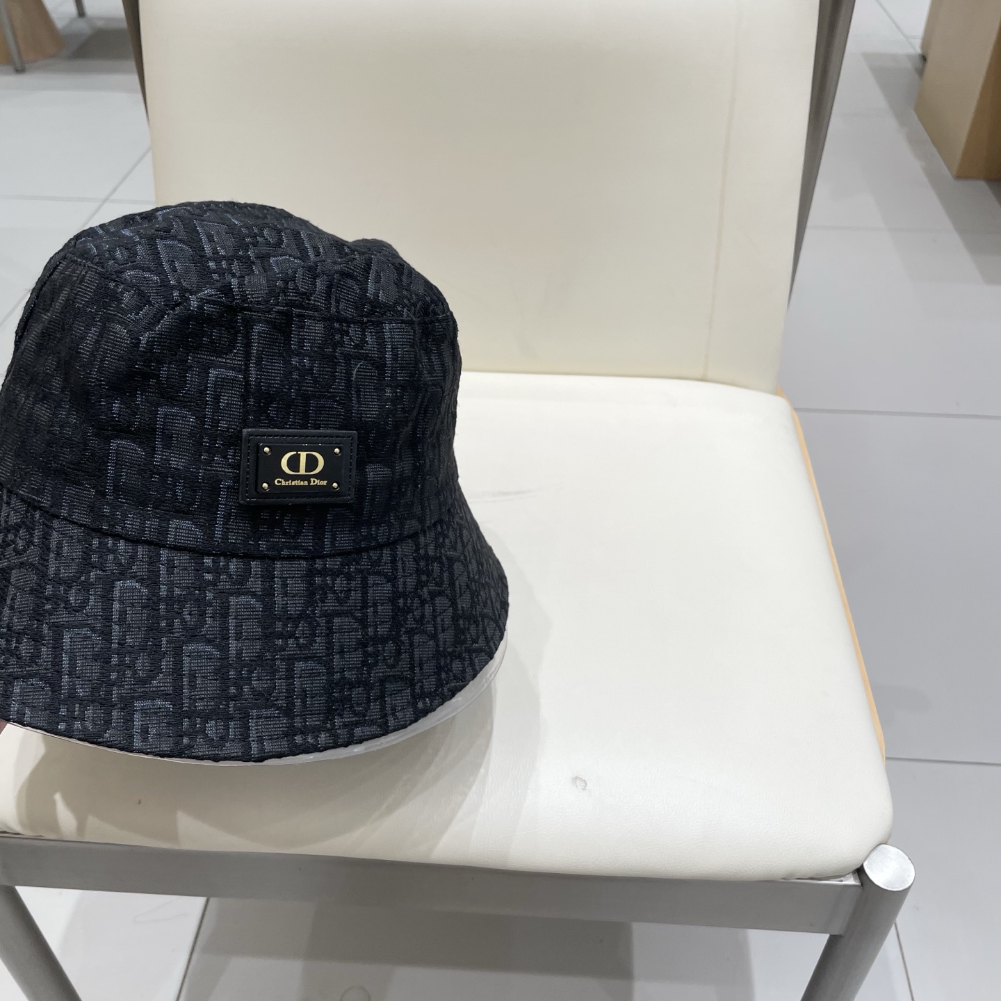  原单品质  迪奥DIOR】官网同步上线 韩版新款英式运动款重工定制款11原单品质 男女通用渔夫帽 绵麻