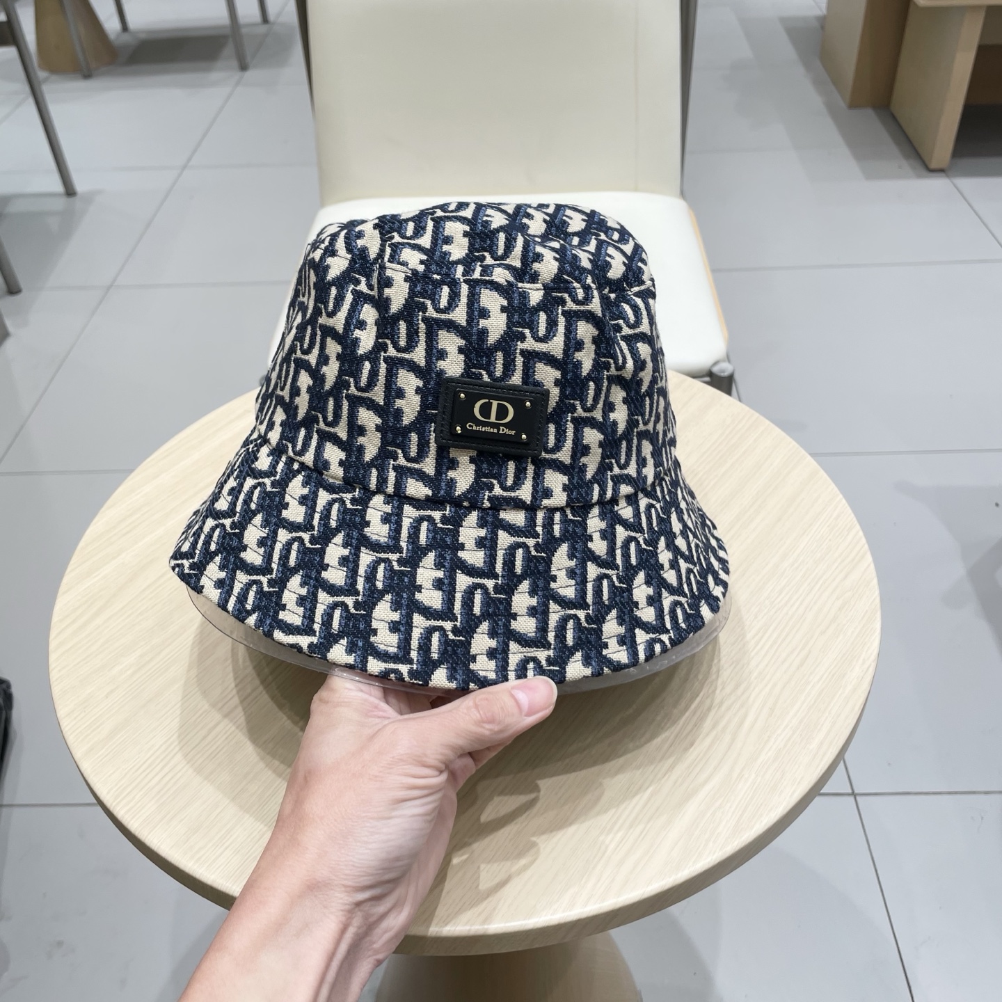  原单品质  迪奥DIOR】官网同步上线 韩版新款英式运动款重工定制款11原单品质 男女通用渔夫帽 绵麻