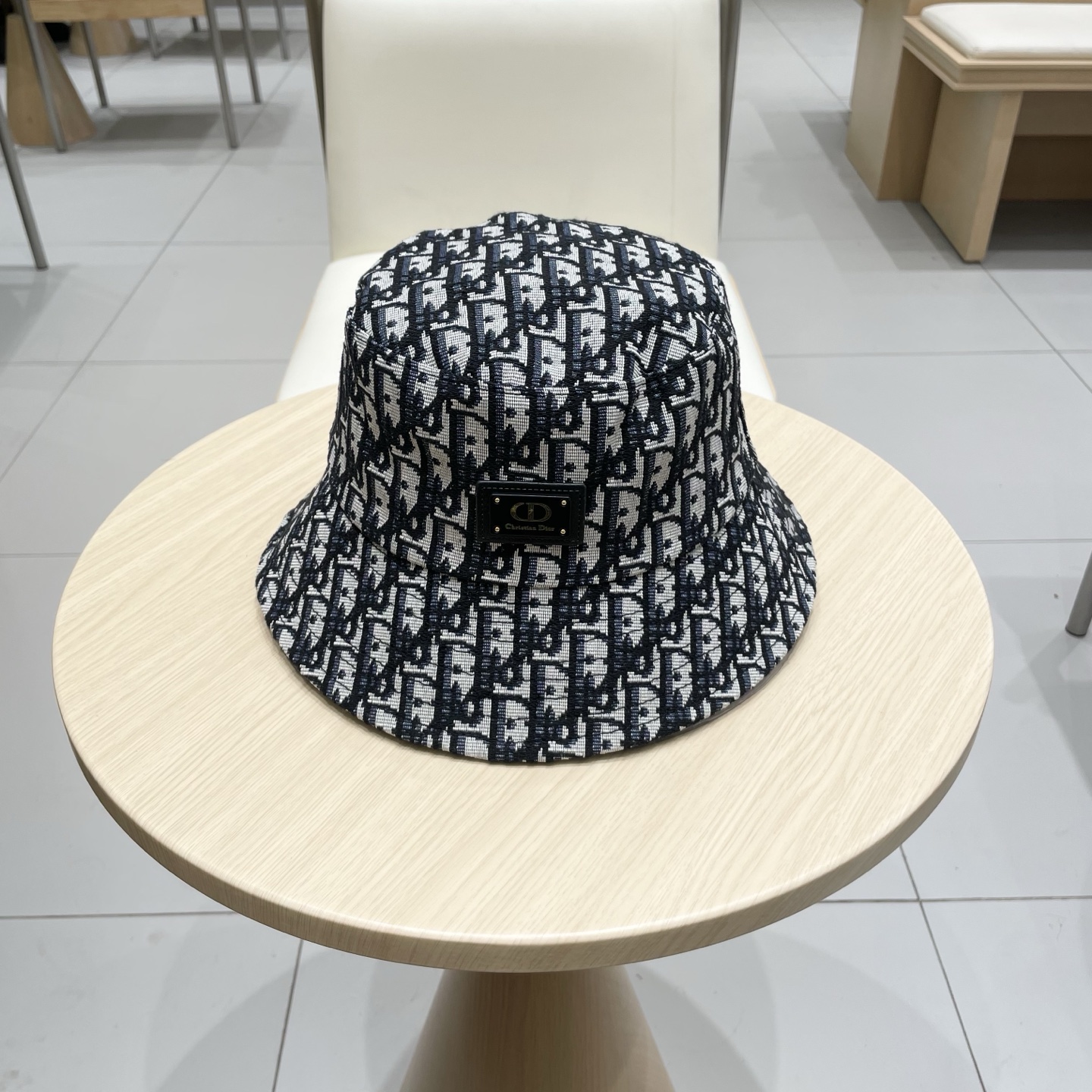  原单品质  迪奥DIOR】官网同步上线 韩版新款英式运动款重工定制款11原单品质 男女通用渔夫帽 绵麻