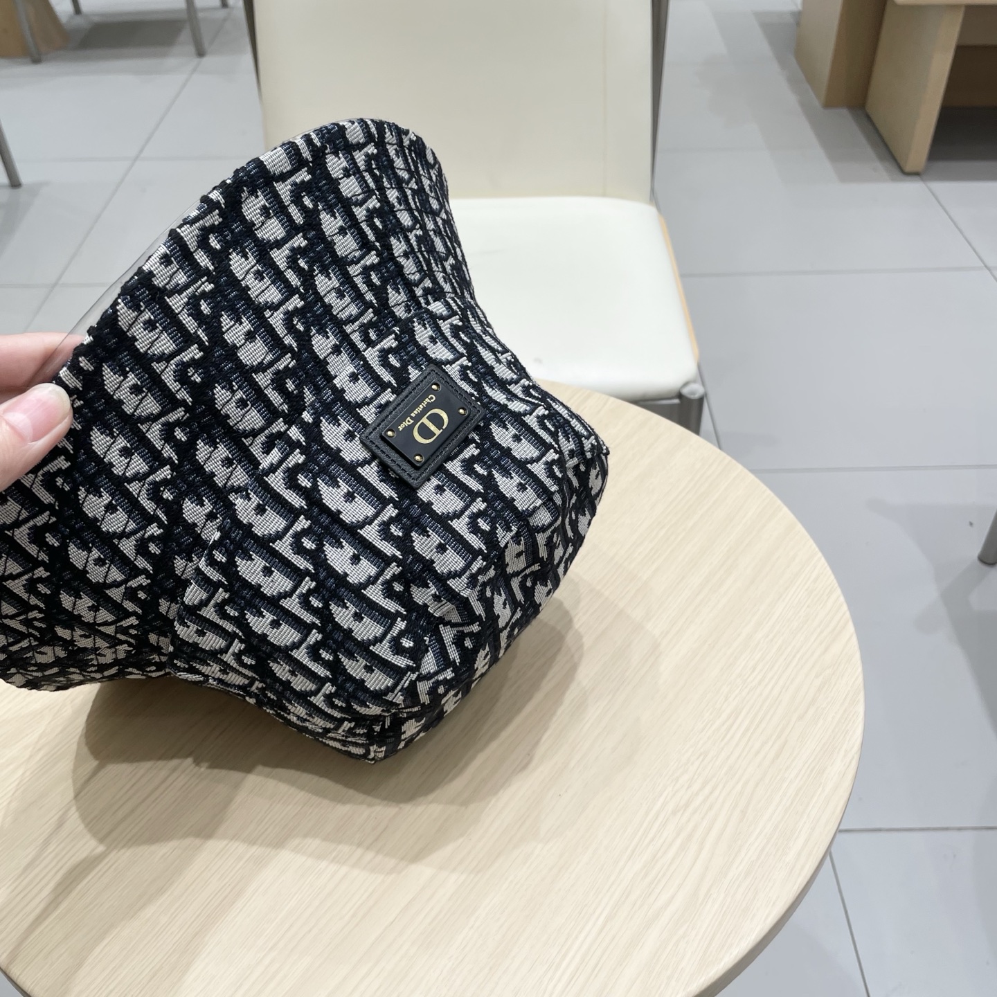  原单品质  迪奥DIOR】官网同步上线 韩版新款英式运动款重工定制款11原单品质 男女通用渔夫帽 绵麻