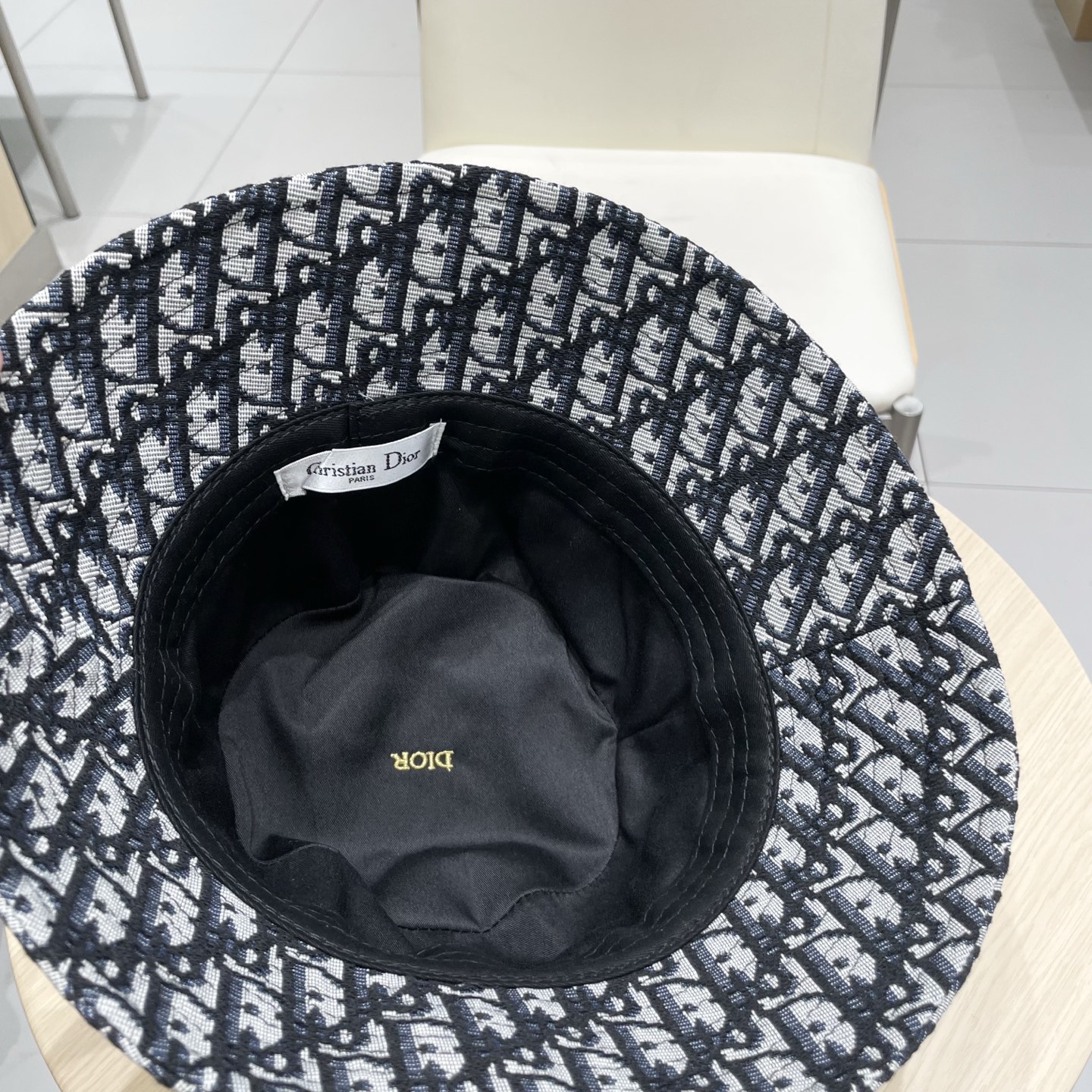  原单品质  迪奥DIOR】官网同步上线 韩版新款英式运动款重工定制款11原单品质 男女通用渔夫帽 绵麻