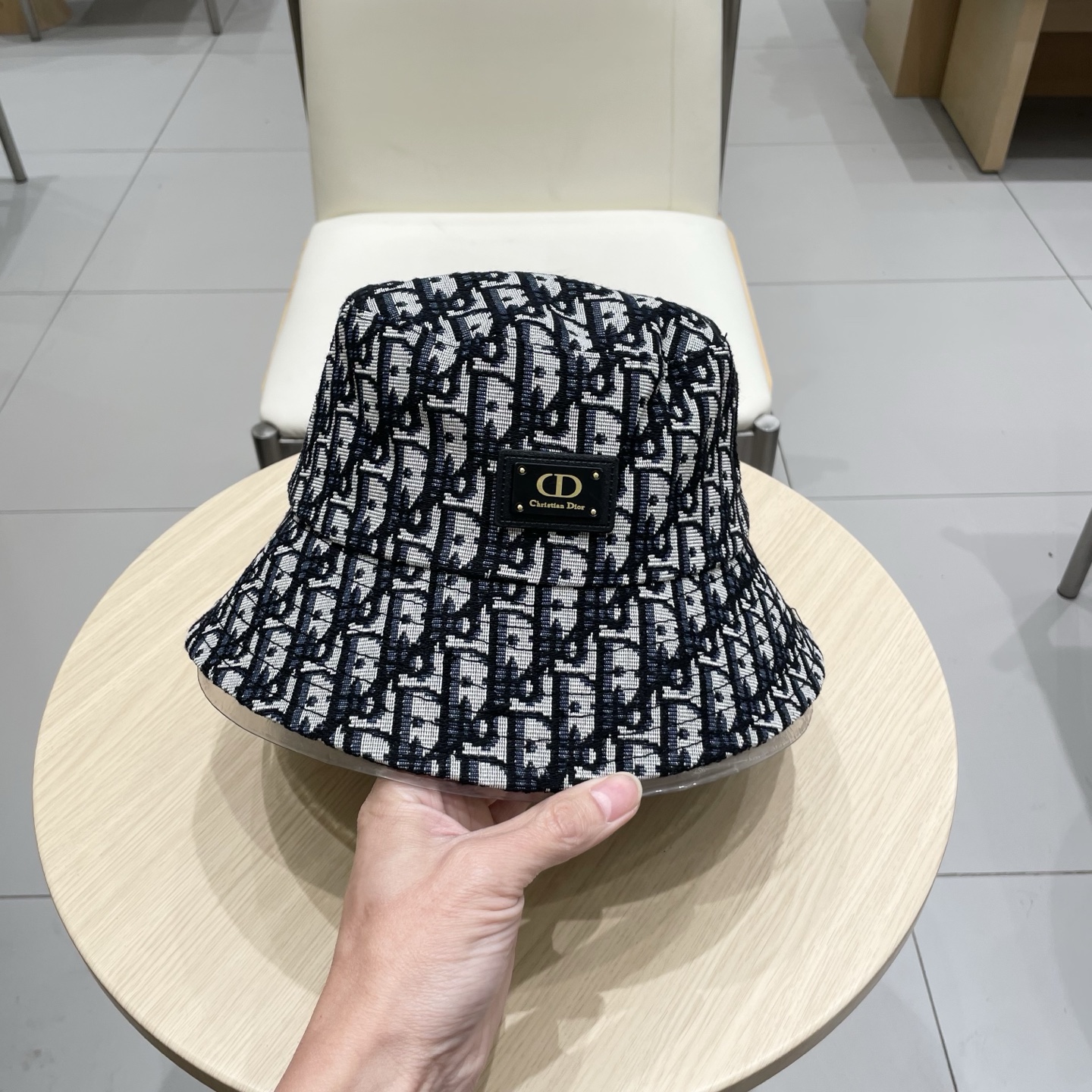  原单品质  迪奥DIOR】官网同步上线 韩版新款英式运动款重工定制款11原单品质 男女通用渔夫帽 绵麻