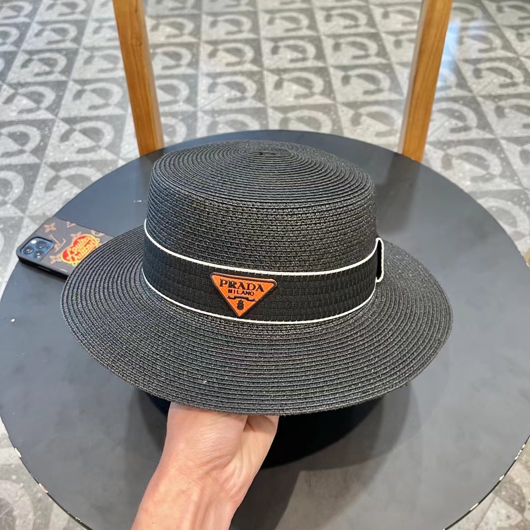  【PRADA普拉达】新款草帽，出街必备超好搭配，赶紧入手！