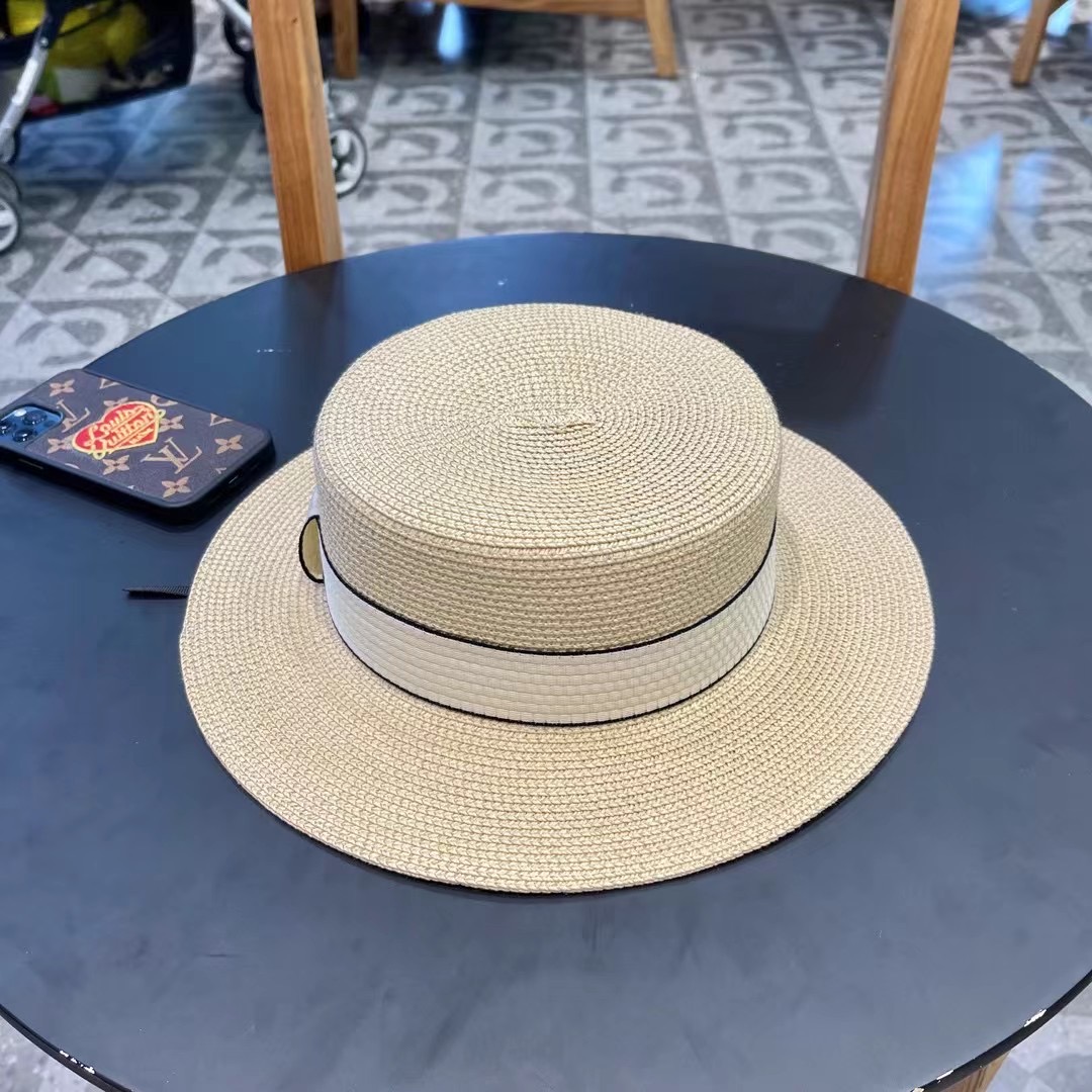  【PRADA普拉达】新款草帽，出街必备超好搭配，赶紧入手！