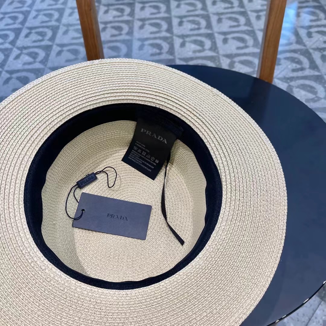  【PRADA普拉达】新款草帽，出街必备超好搭配，赶紧入手！