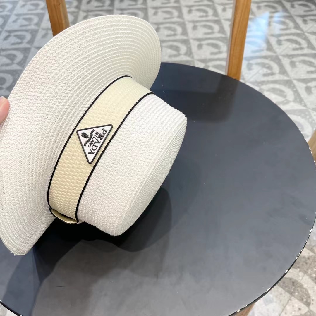  【PRADA普拉达】新款草帽，出街必备超好搭配，赶紧入手！