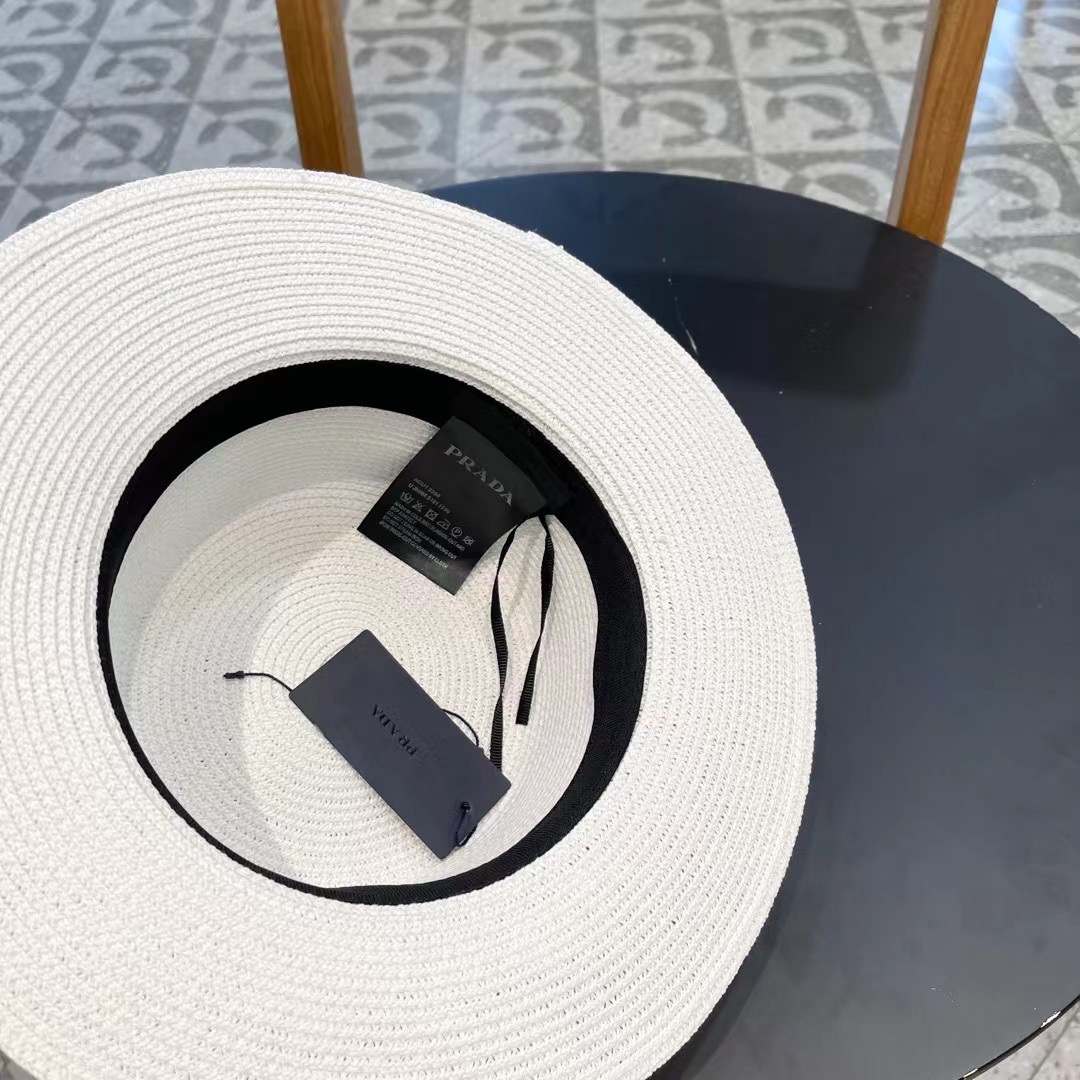  【PRADA普拉达】新款草帽，出街必备超好搭配，赶紧入手！