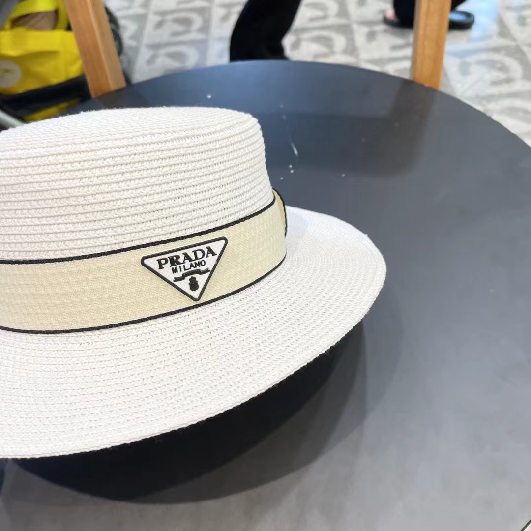  【PRADA普拉达】新款草帽，出街必备超好搭配，赶紧入手！