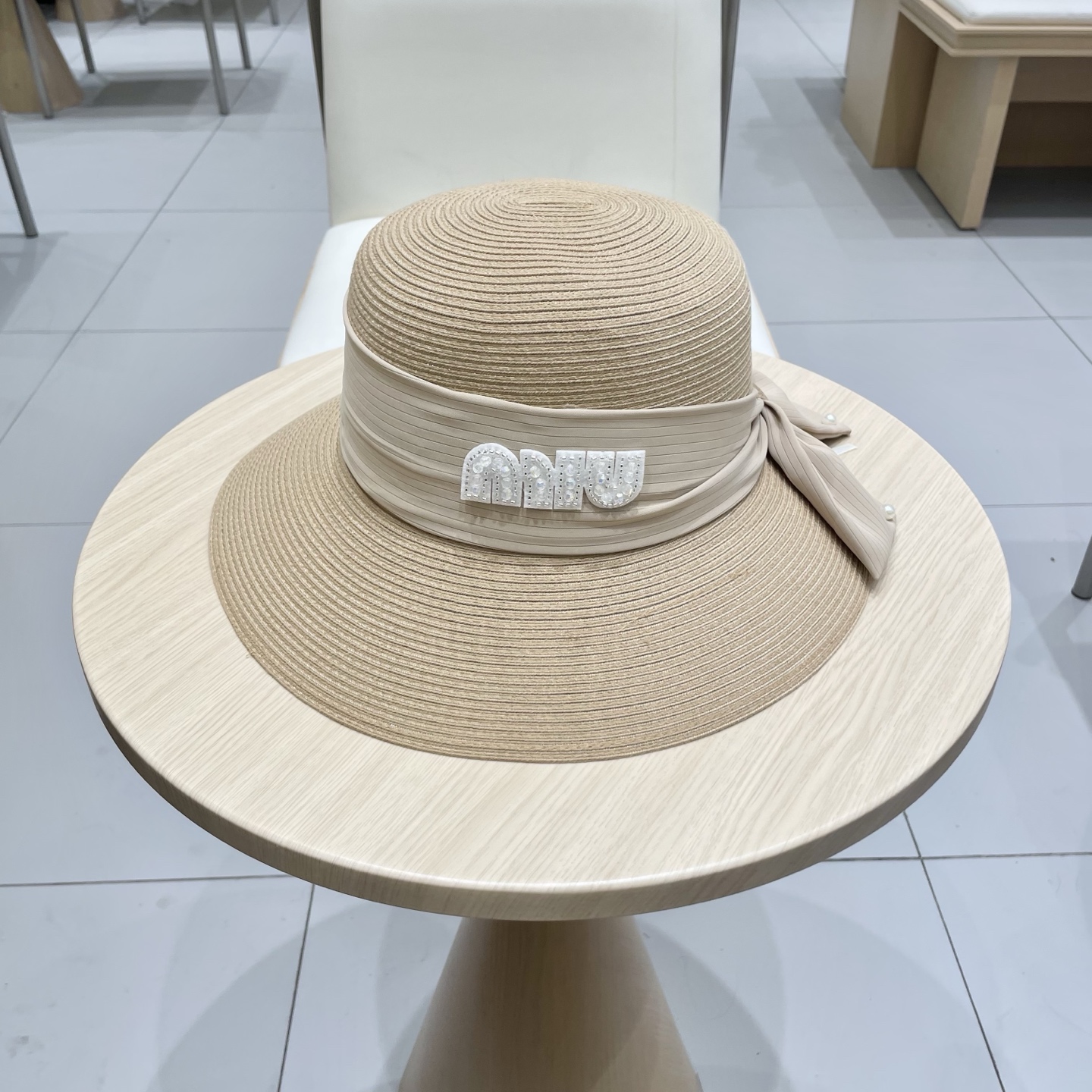 缪缪miumiu简约蝴蝶结大帽檐草帽女夏季海边防晒沙滩帽子可折叠遮阳帽太阳帽