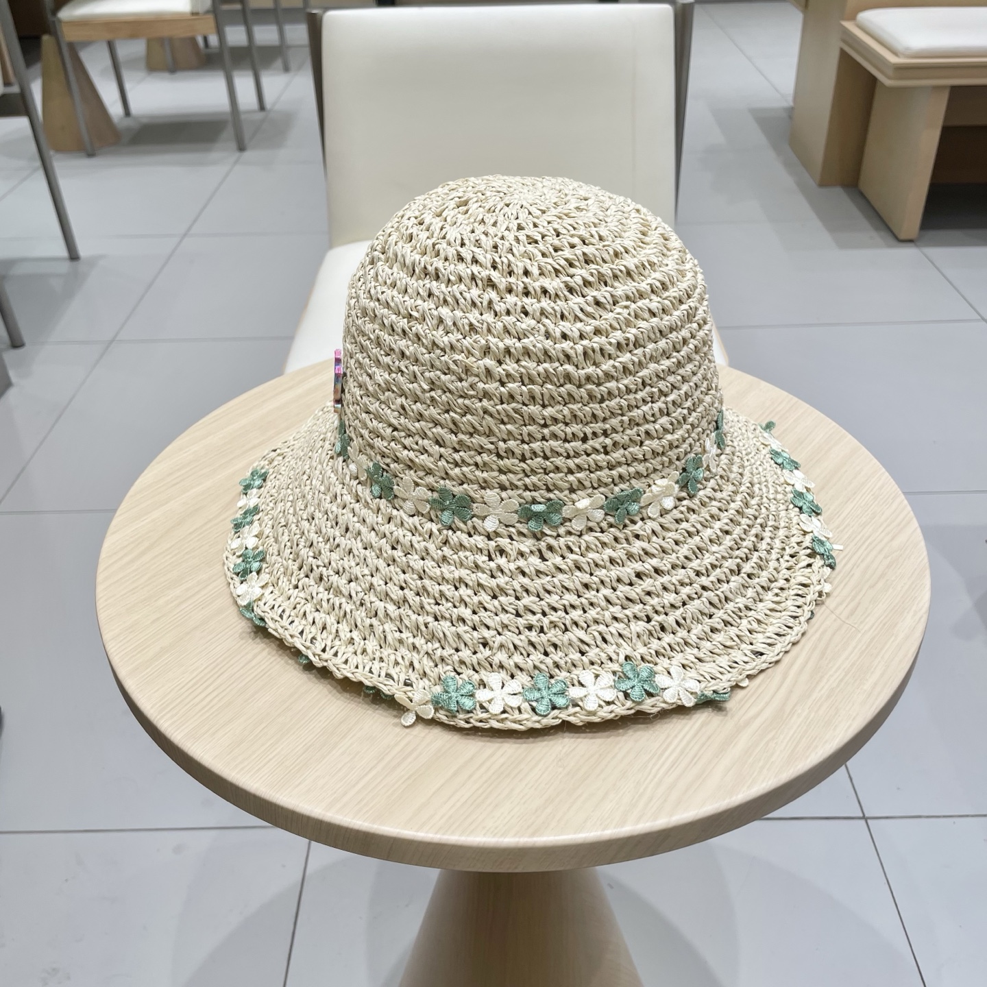 路易威登棒球帽 LouisVuitton2025新款花朵草帽女夏季遮阳防晒太阳帽编织百搭海边沙滩透气帽子