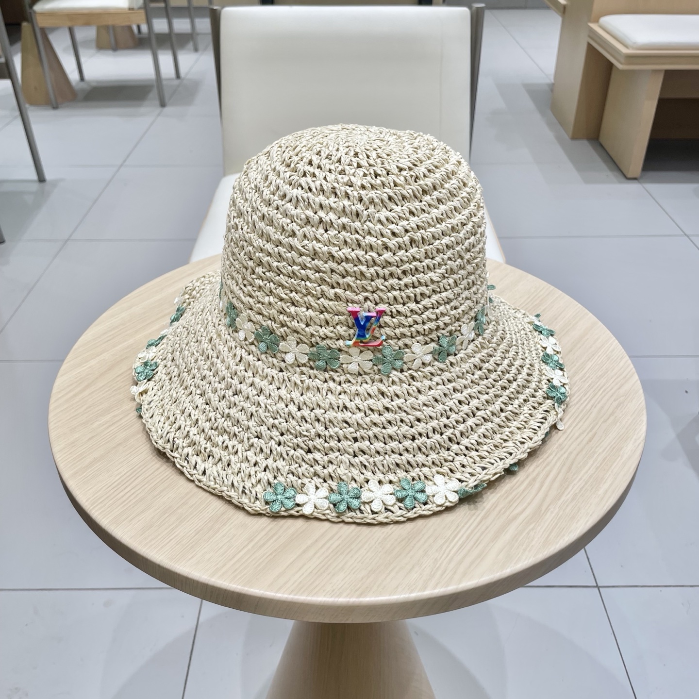 路易威登棒球帽 LouisVuitton2025新款花朵草帽女夏季遮阳防晒太阳帽编织百搭海边沙滩透气帽子