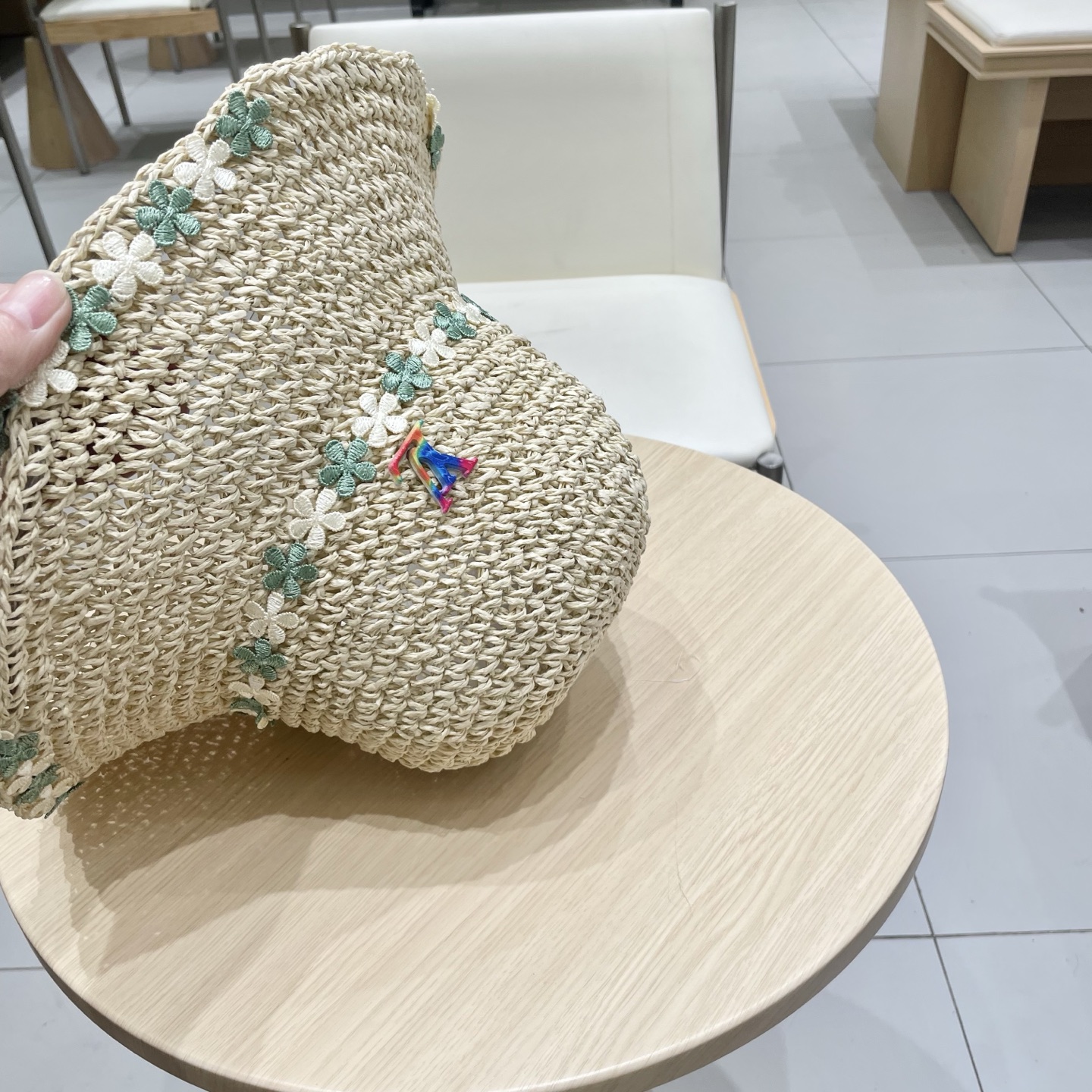 路易威登棒球帽 LouisVuitton2025新款花朵草帽女夏季遮阳防晒太阳帽编织百搭海边沙滩透气帽子