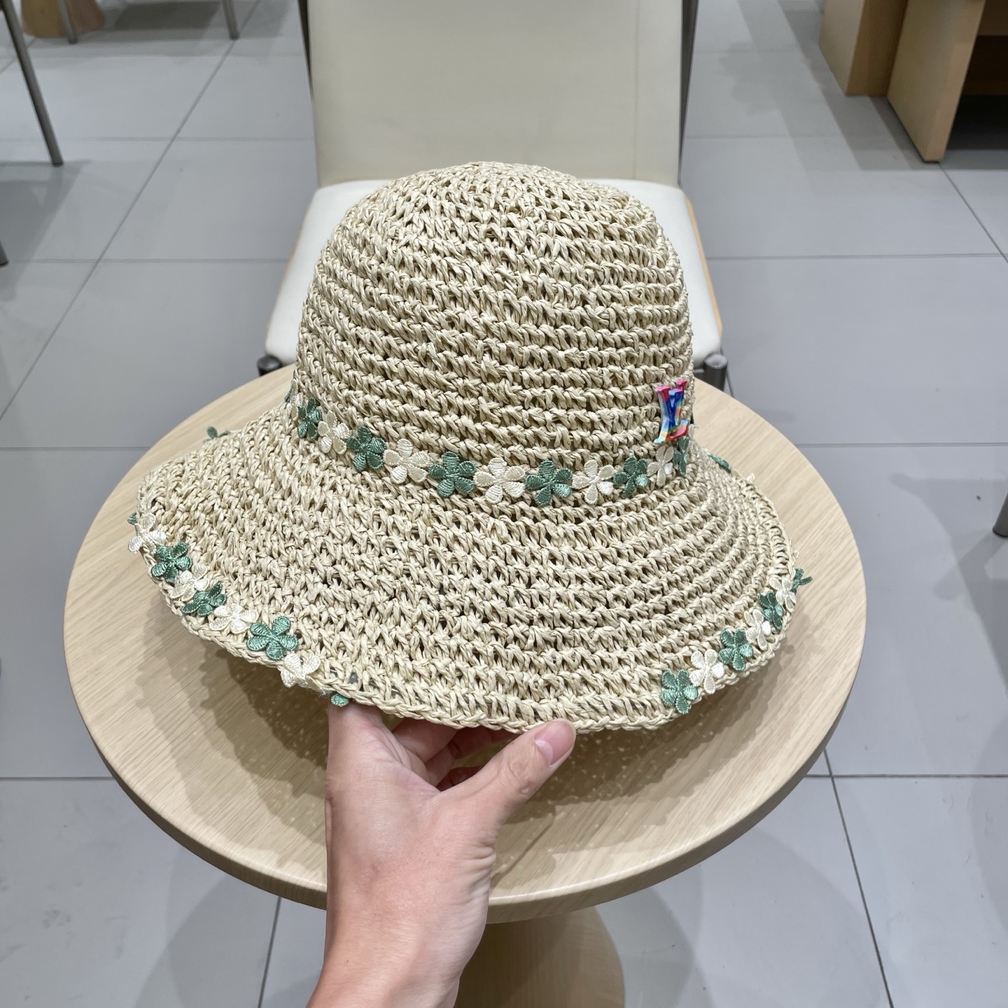 路易威登棒球帽 LouisVuitton2025新款花朵草帽女夏季遮阳防晒太阳帽编织百搭海边沙滩透气帽子