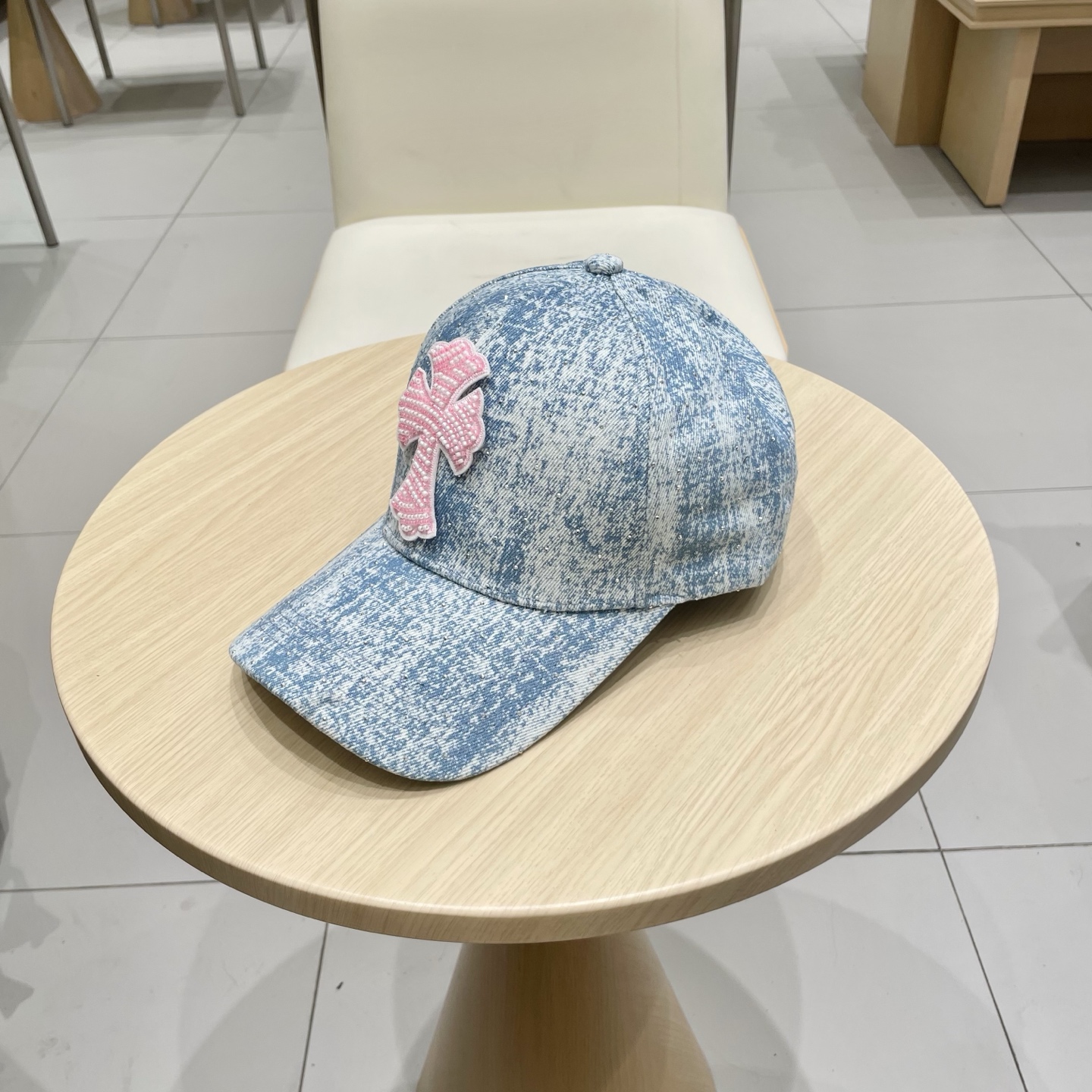  克罗心新款高品质棒球帽，高端定制版！网红时尚博主同款！墙裂推荐！质量巨好！头围57cm