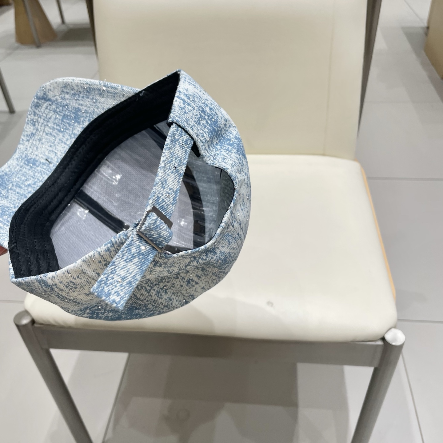  克罗心新款高品质棒球帽，高端定制版！网红时尚博主同款！墙裂推荐！质量巨好！头围57cm