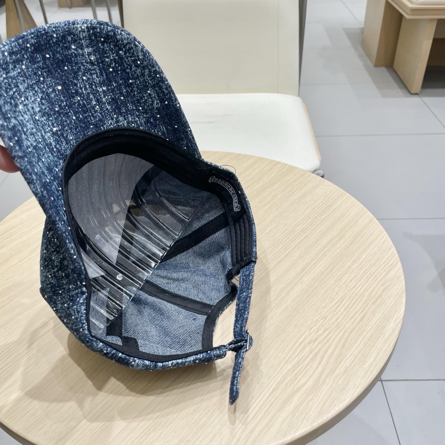  克罗心新款高品质棒球帽，高端定制版！网红时尚博主同款！墙裂推荐！质量巨好！头围57cm