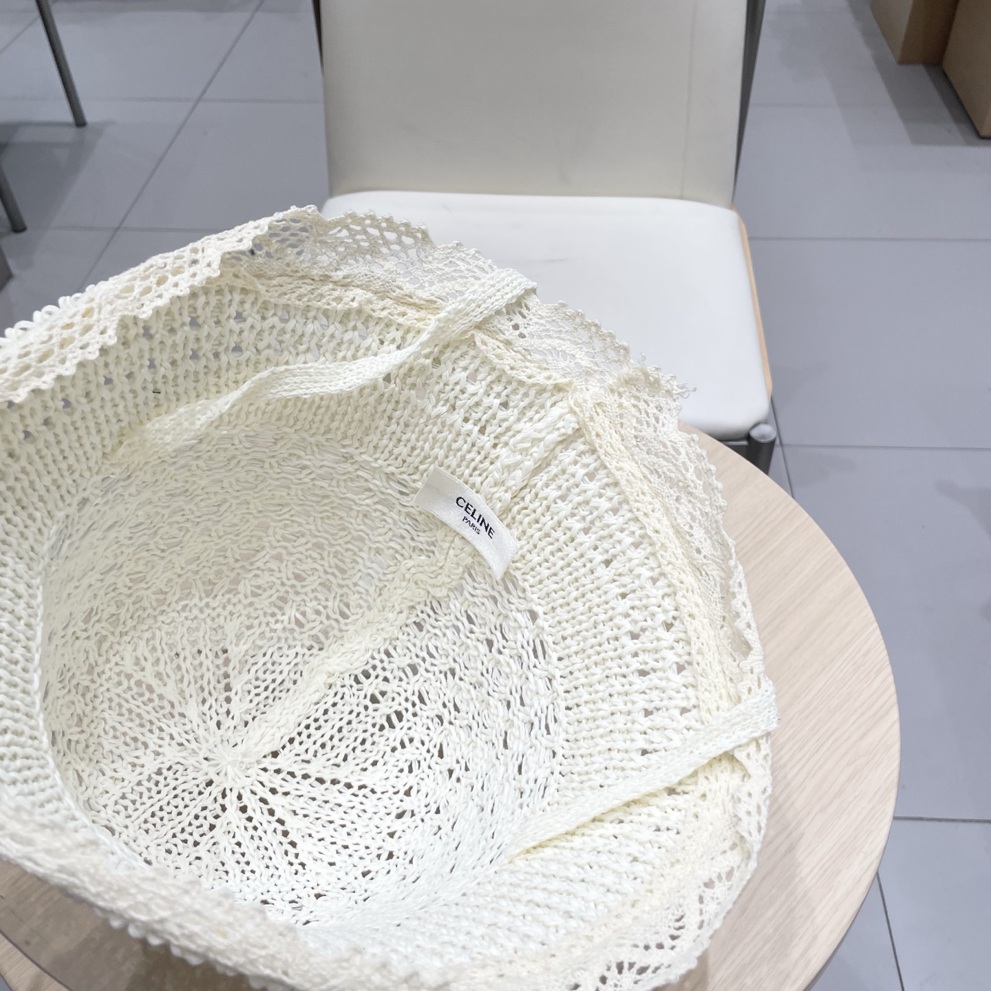  celine塞琳2025新春夏韩版镂空钩花草帽子女出游百搭显脸小遮阳防晒渔夫帽潮