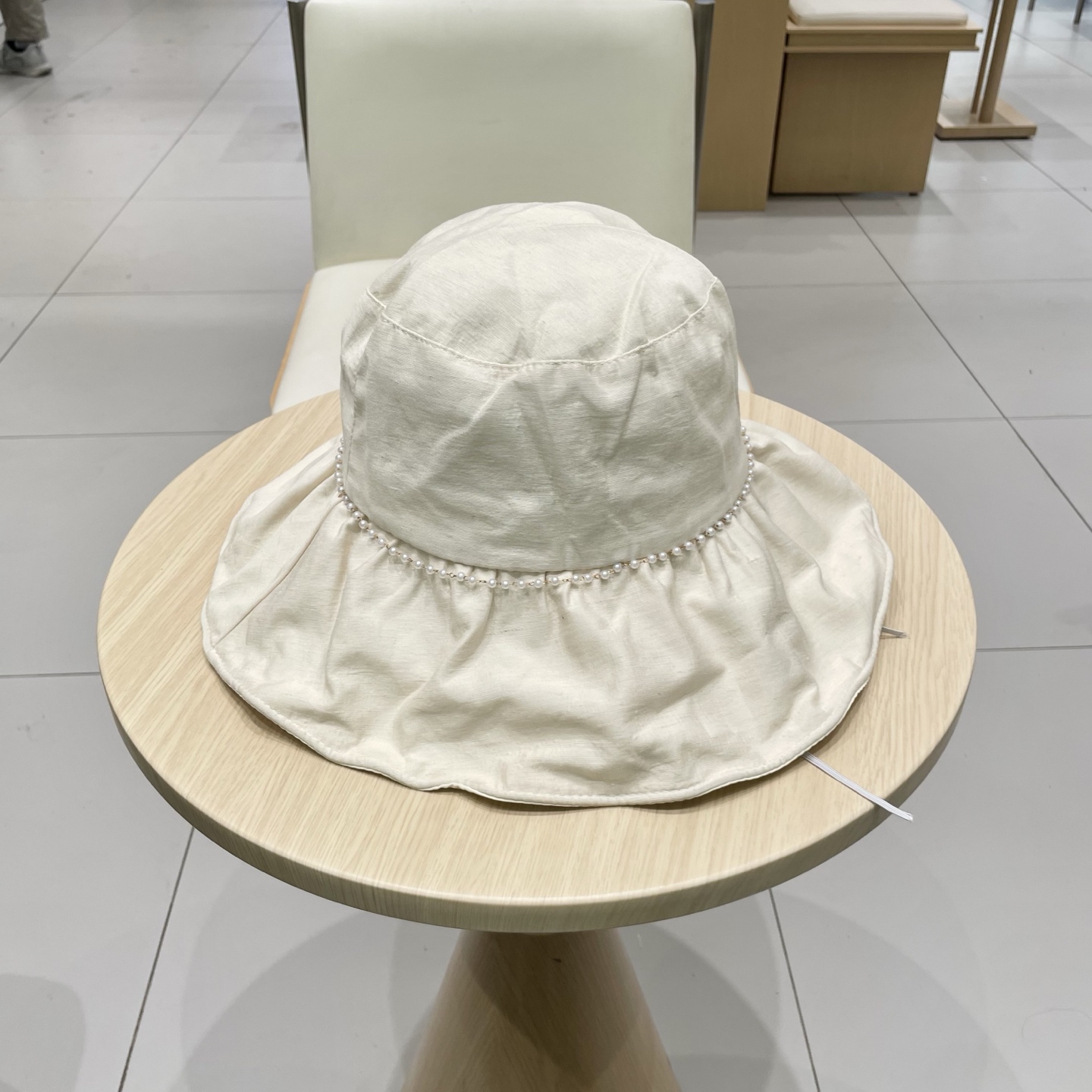  Chanel香奈儿夏季太阳遮阳帽子女防晒小香珍珠纯色渔夫帽2025新款大帽檐